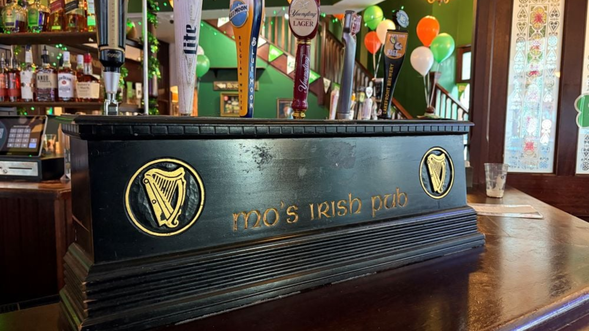 Mo's Irish Pub | Milwaukee, WI 53203