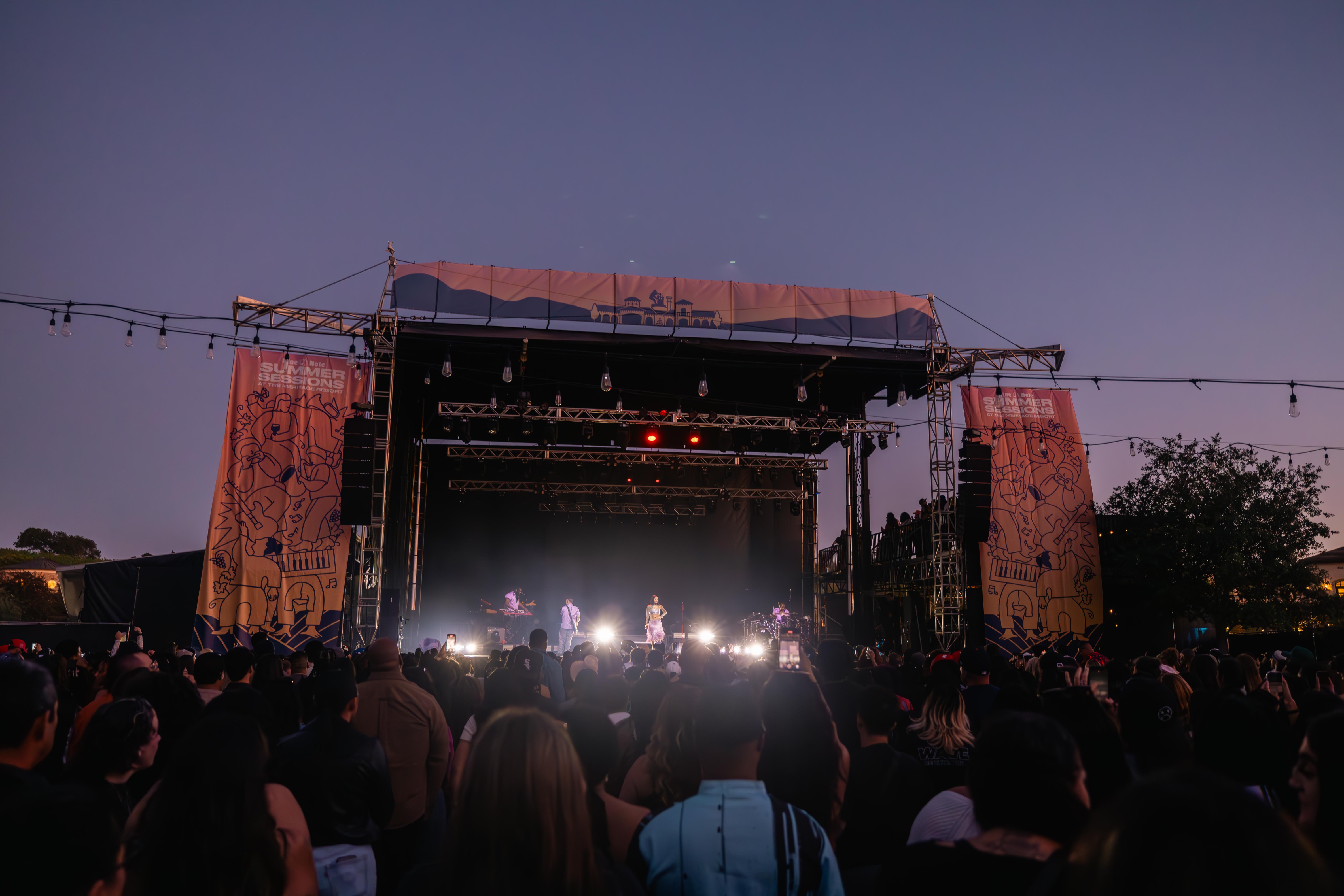 blue note napa dress code FAQs