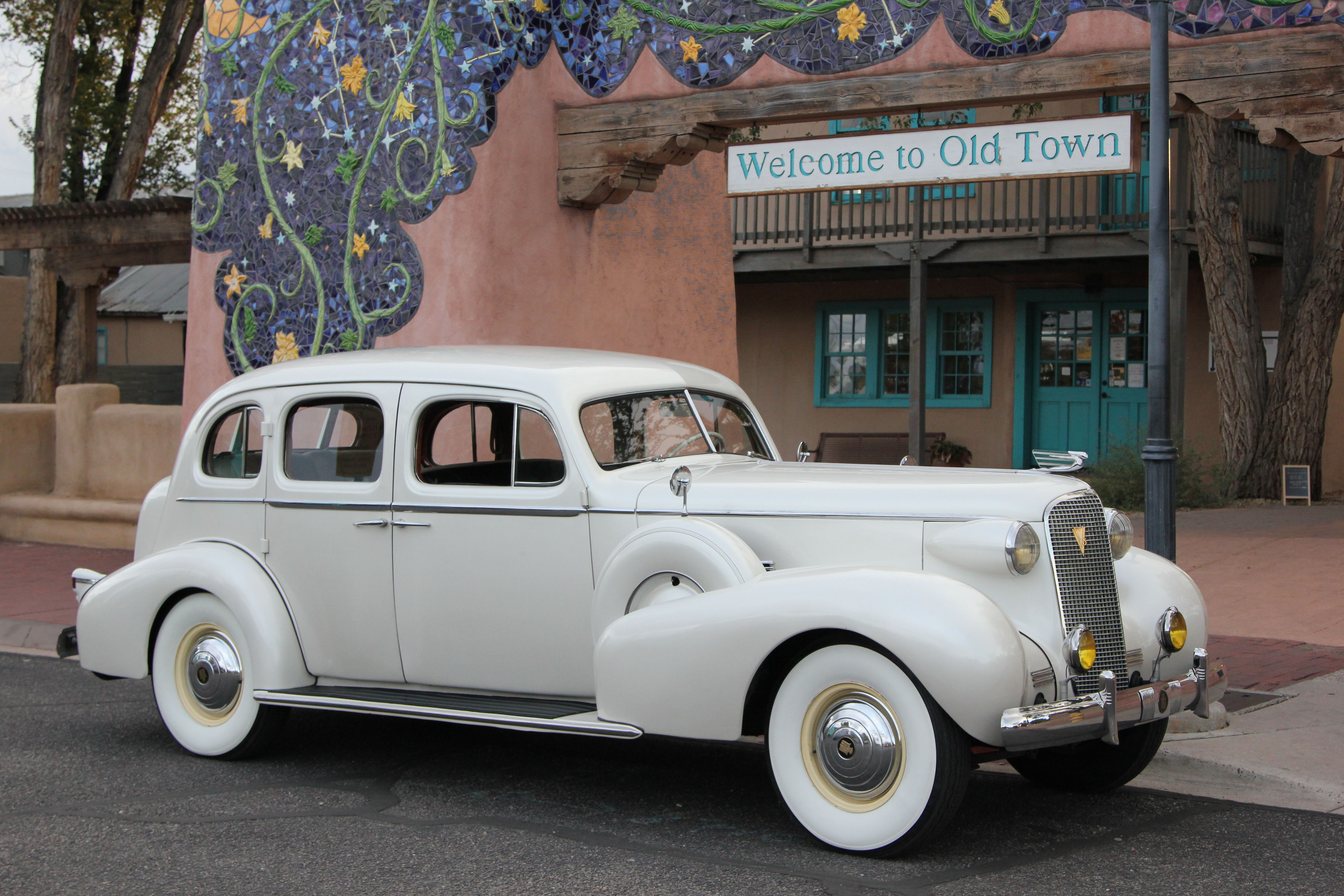 Legendary Limo Service LLC