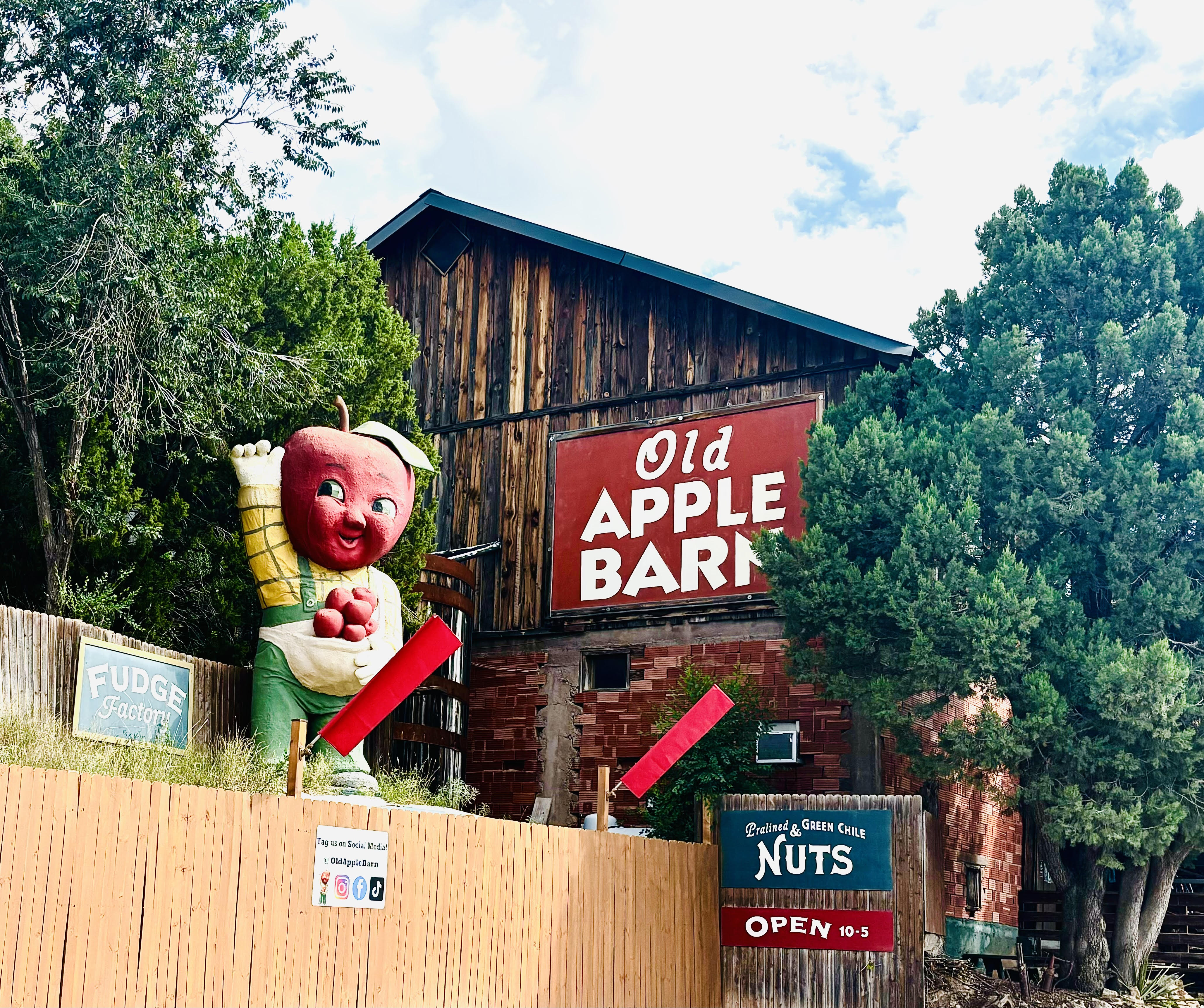 Old Apple Barn | High Rolls Mountain Park, NM 88325