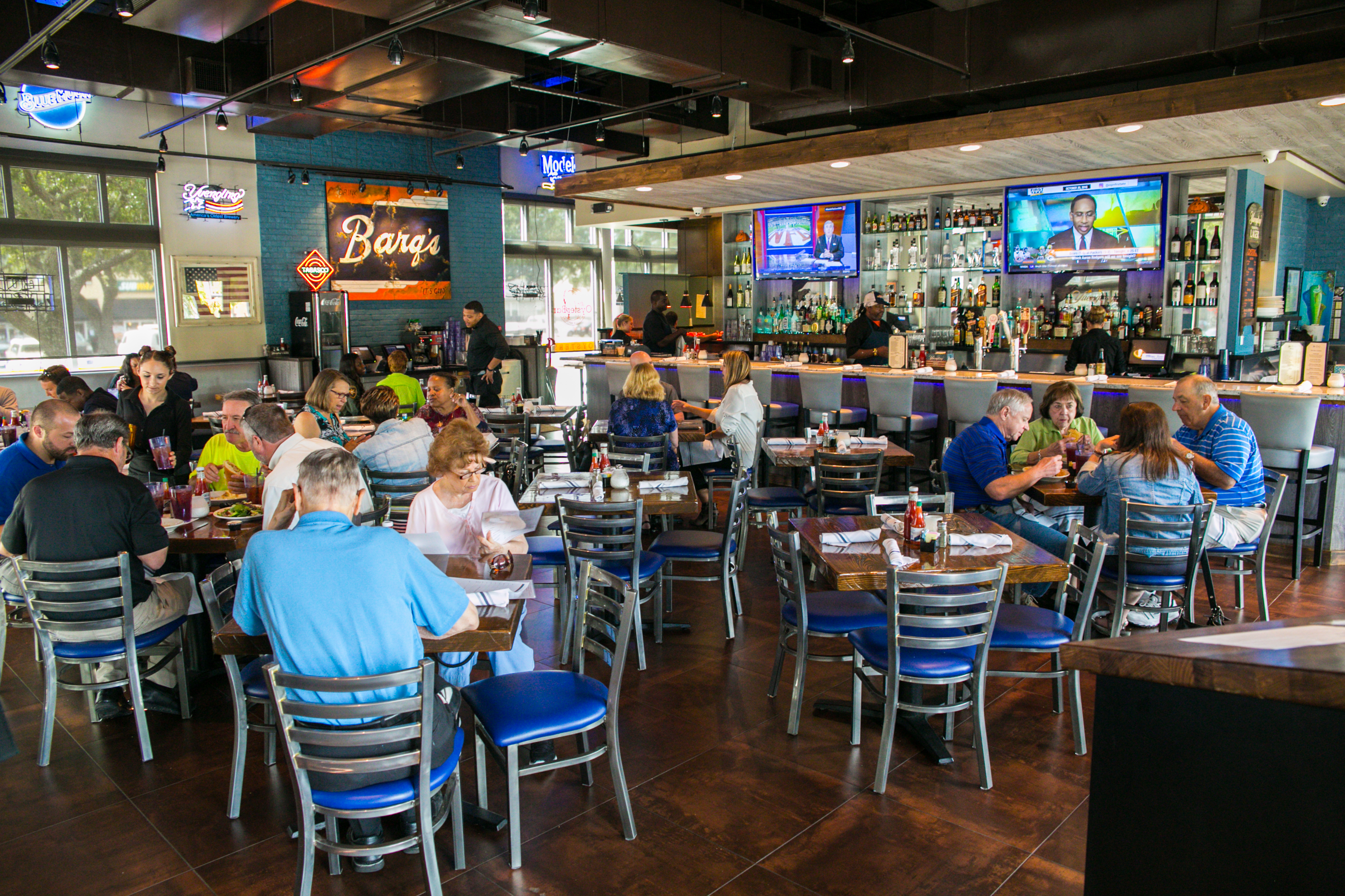 Mr. Ed's Oyster Bar & Fish House