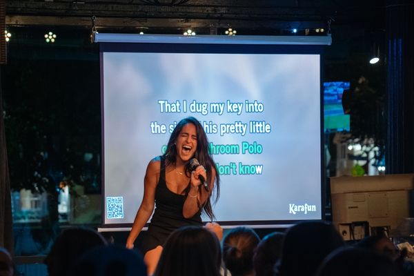 1 Pelham East: Weekly Karaoke With DJ Keegs