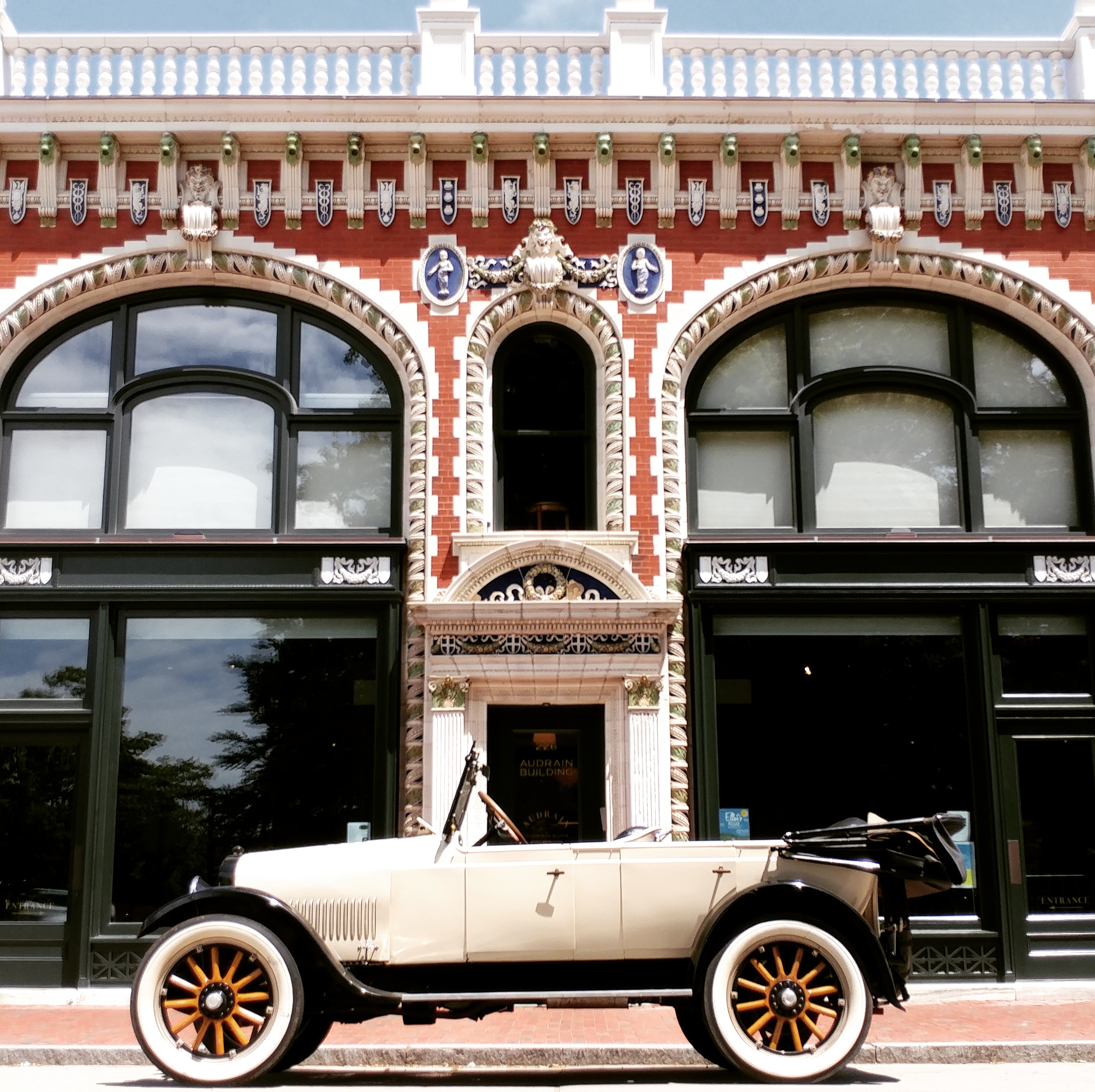 Antique Car Rental Newport Ri