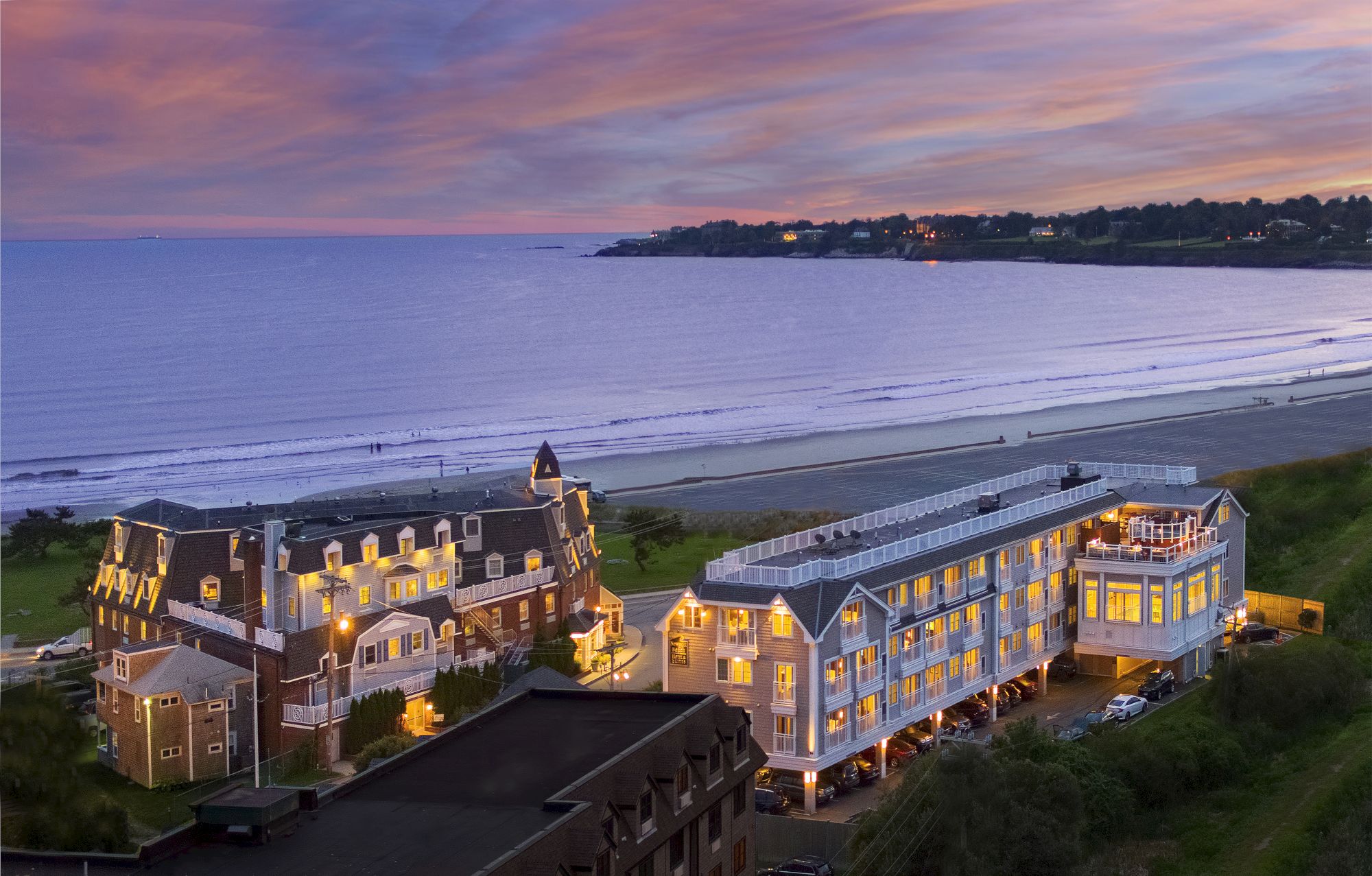 Newport Beach Hotel & Suites | Middletown, RI | Discover Newport