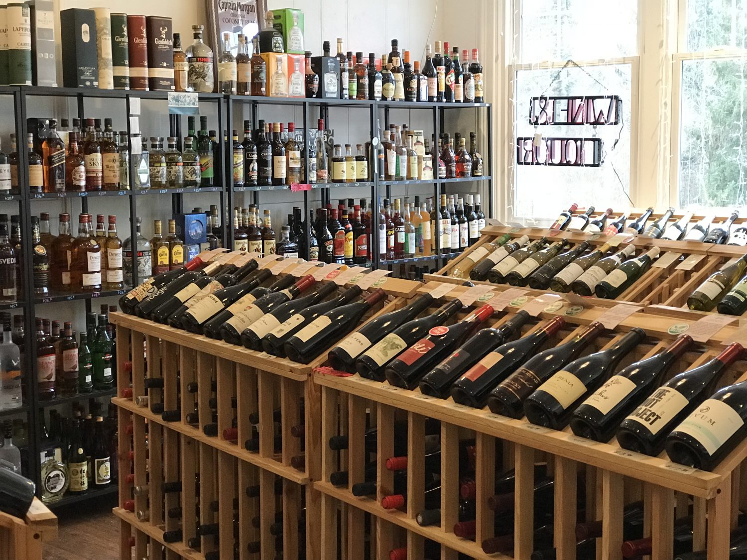 Roxbury Bottle Shop | Roxbury, NY 12474