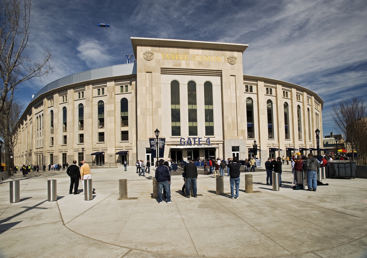 The Franchise: New York Yankees: A Curated History of the Bronx
