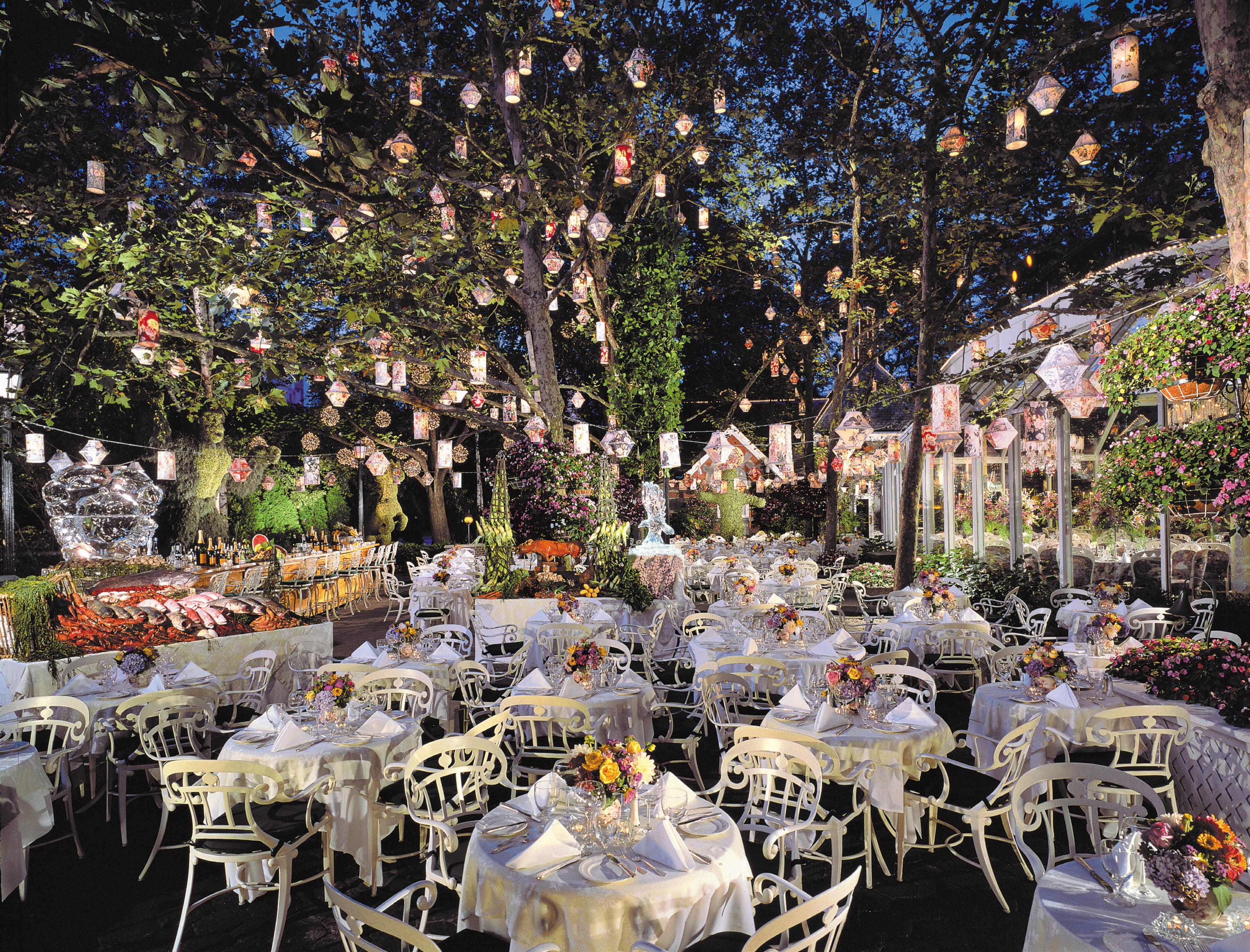 tavern on the green nyc dress code Restaurant Review: Central Park's Landmark Tavern On