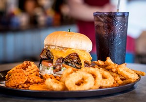 Stella's Bar and Grill