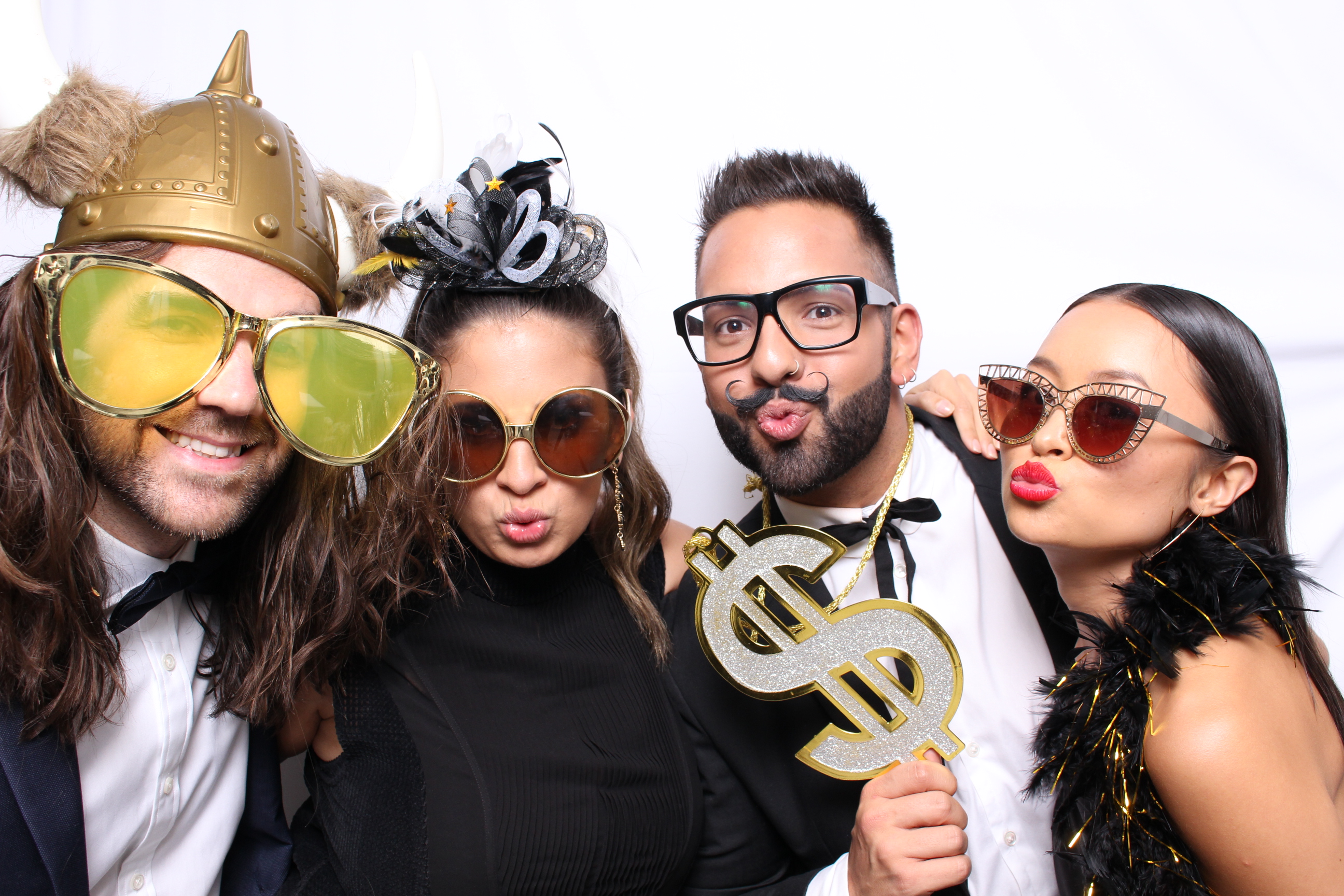 Where And How To Buy Photo Booths. Custom photo booths for venues, brands —  Photo Booth, Vintage style rentals & Sales San Diego, Palm Springs