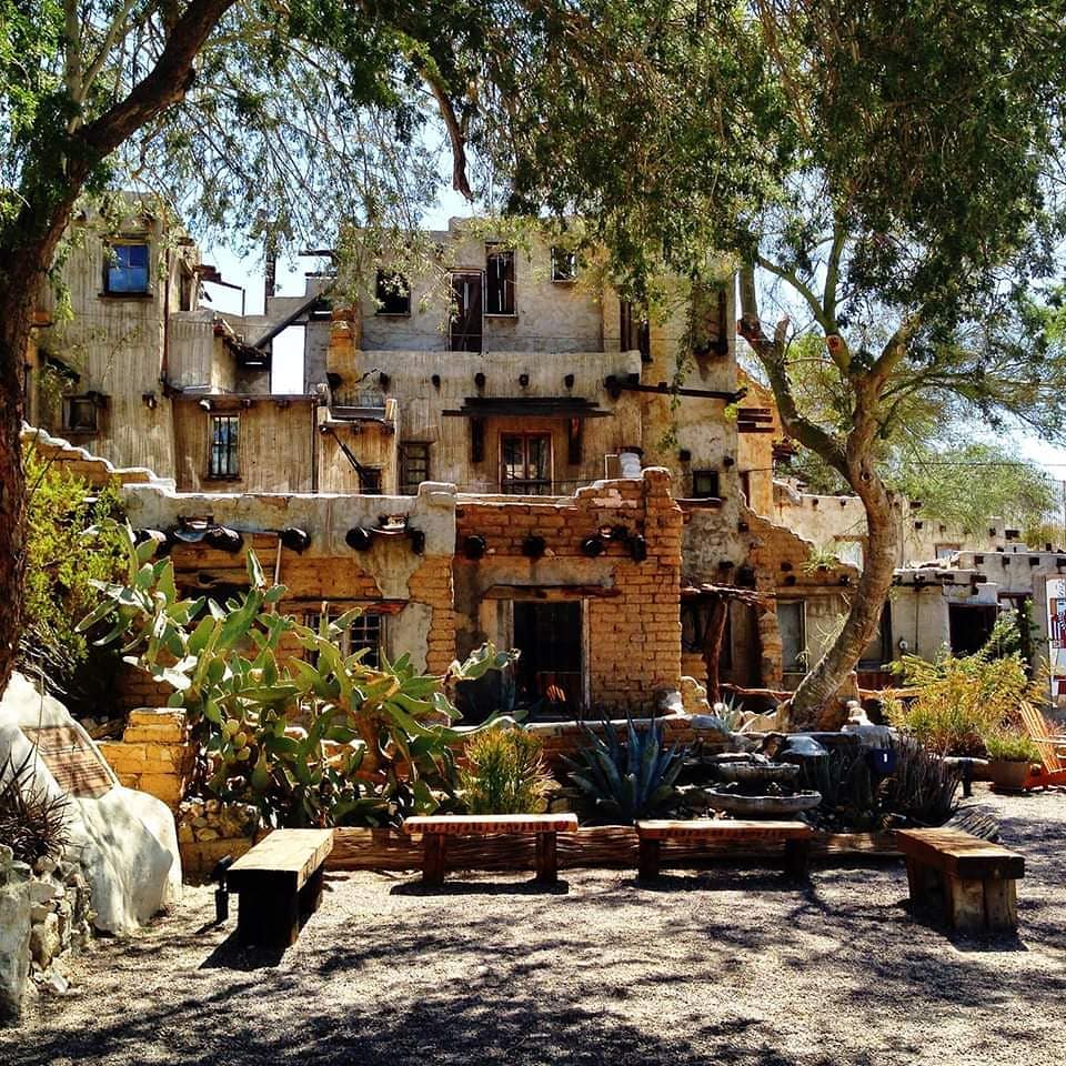 Cabot's Pueblo Museum