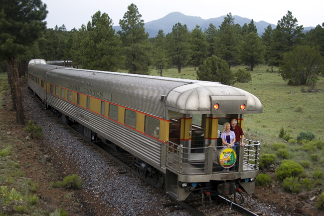 are dogs allowed on the grand canyon train