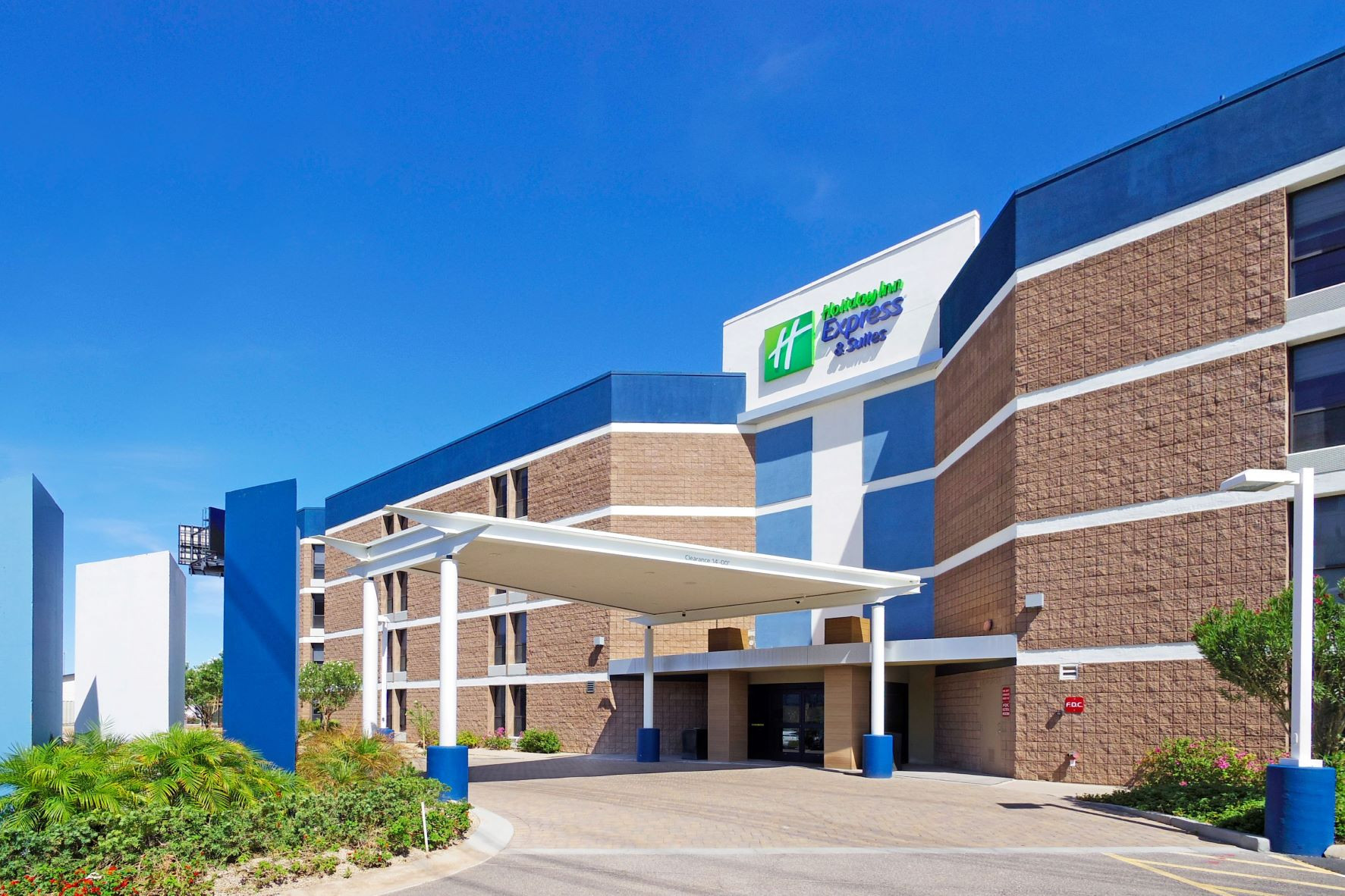 Holiday Inn.com Holiday Inn And Suites Logo
