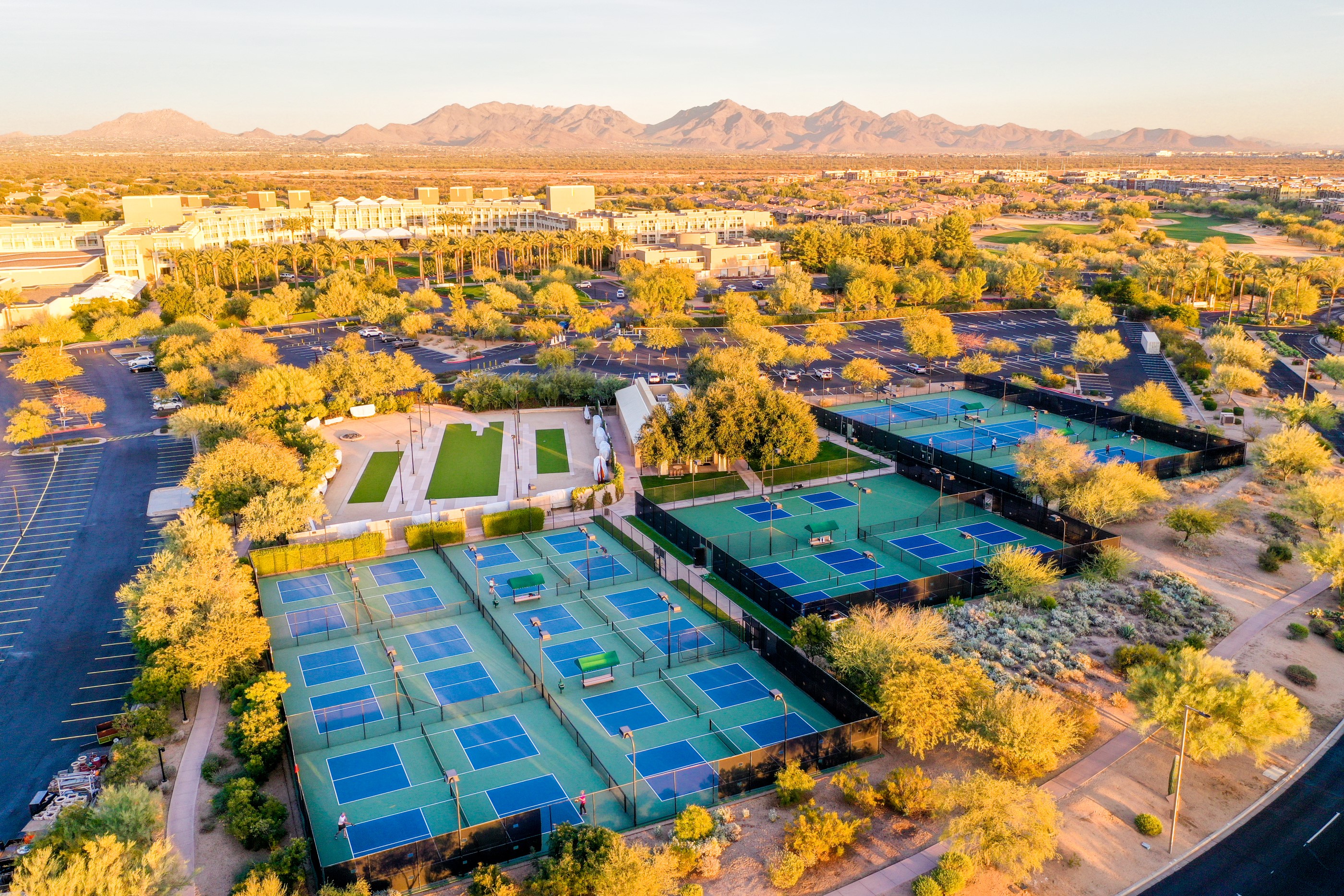 JW Marriott Phoenix Desert Ridge Resort & Spa Gym Pictures & Reviews -  Tripadvisor