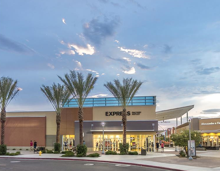 TANGER OUTLETS PHOENIX - 165 Photos & 247 Reviews - 6800 N 95th Ave,  Glendale, Arizona - Outlet Stores - Phone Number - Yelp