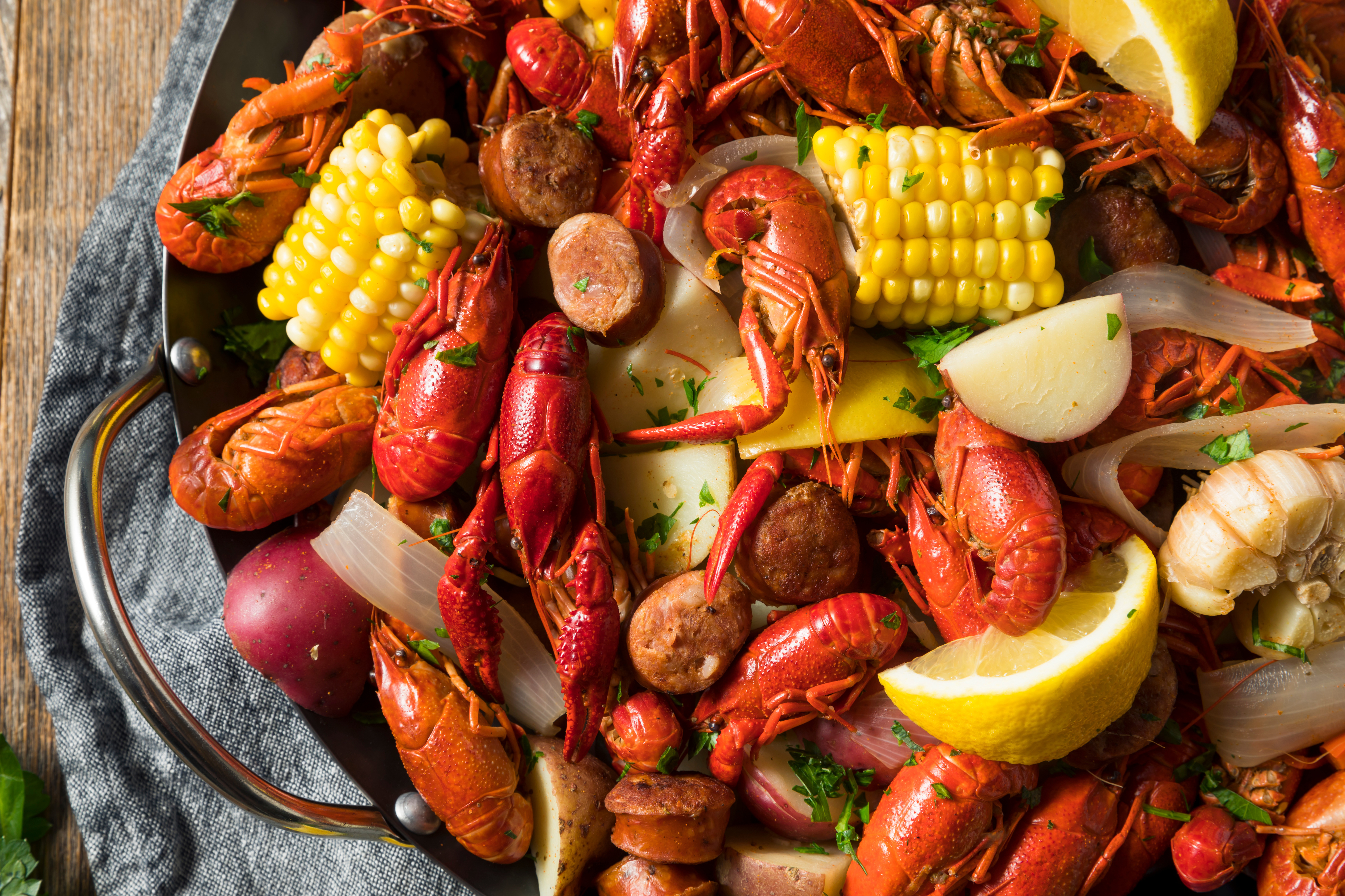 Seafood Boil Party Ideas: Your Guide to Planning a Tasty Event