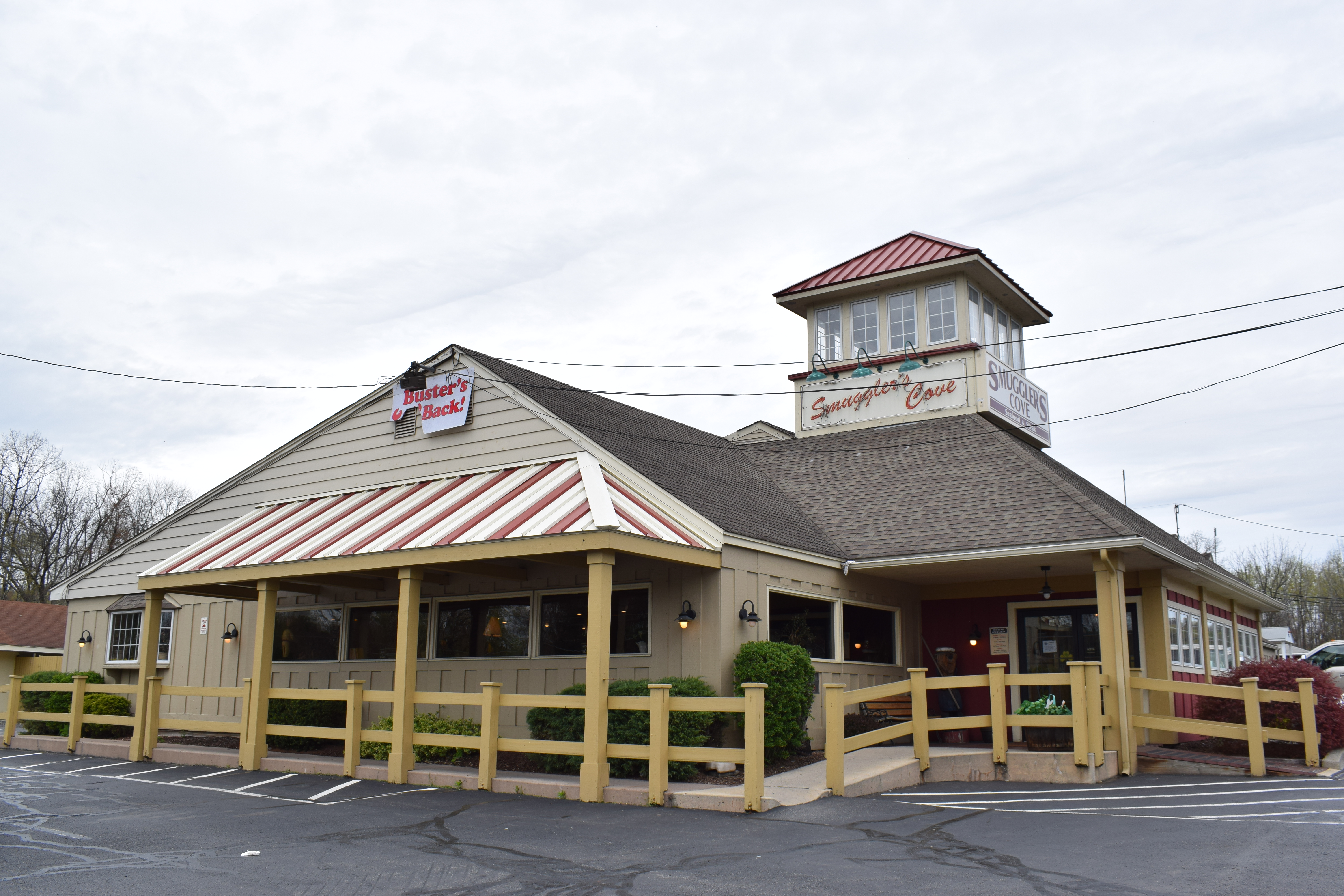 Smugglers Cove Restaurant
