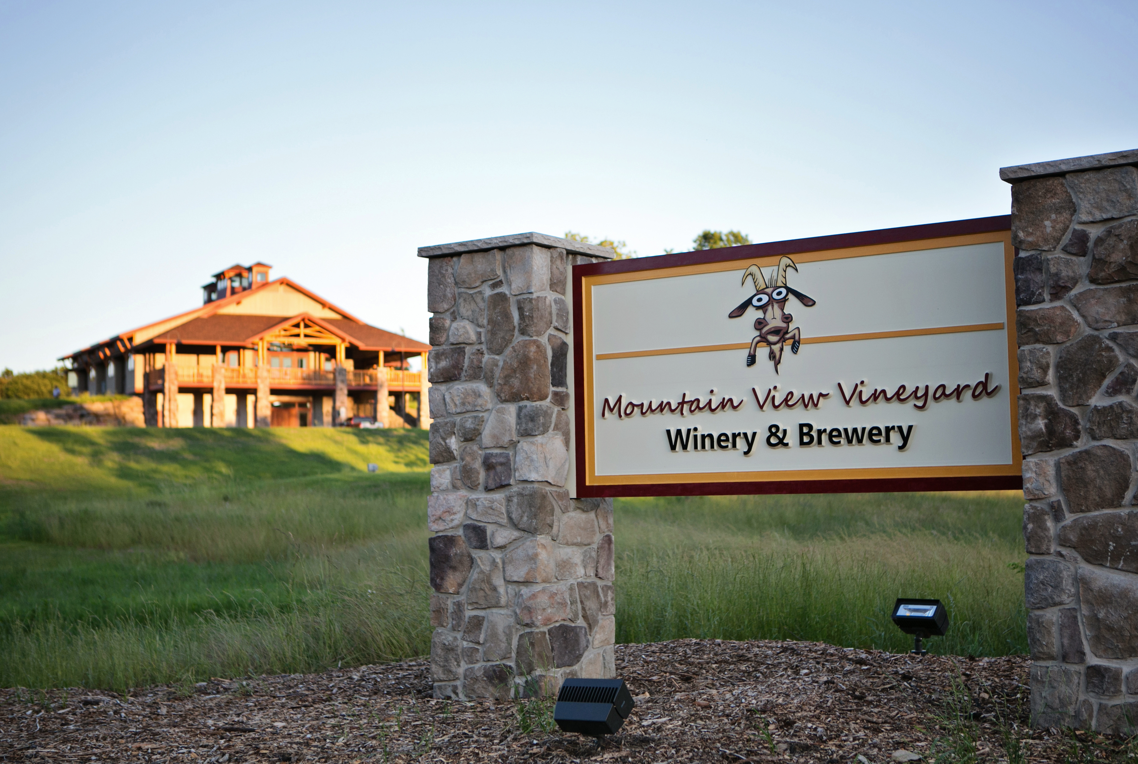 Mountain View Vineyard Winery   Stroudsburg, PA 20