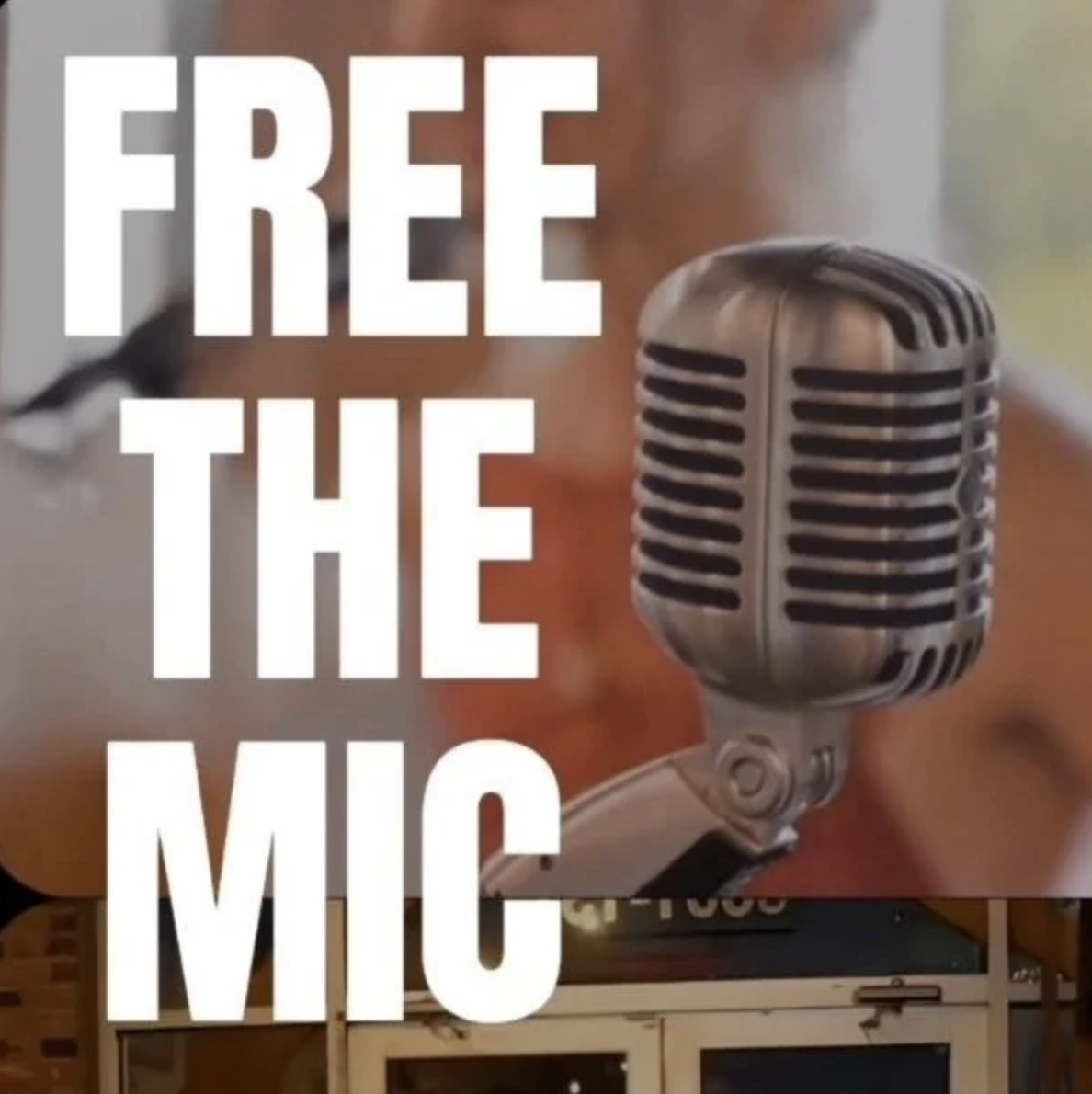 Free the Mic at Lucky Tree