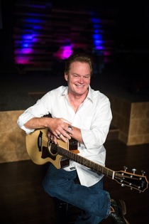 The Liberty Showcase Theater presents: Doug Stone