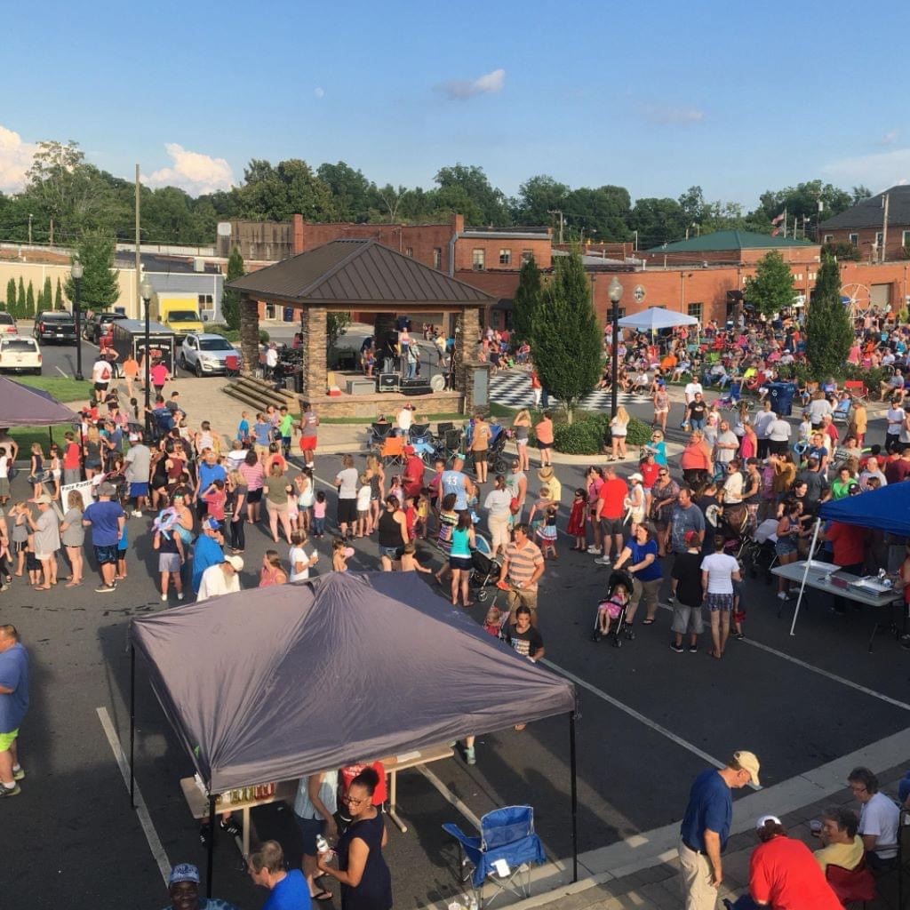 Fun 5th at Commerce Square and *Fireworks*