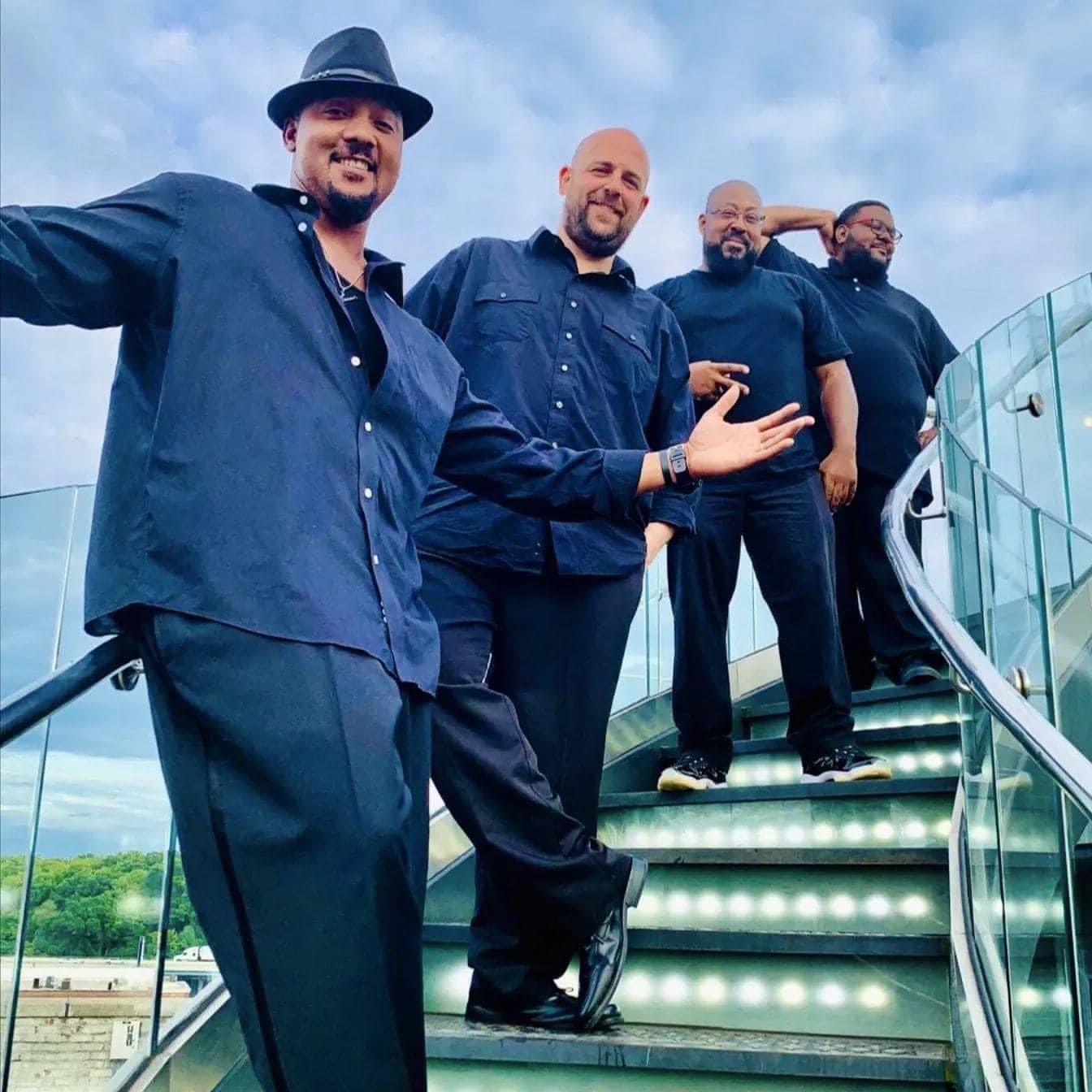 Live Music: Soulacoustix | Vinton, VA 24179