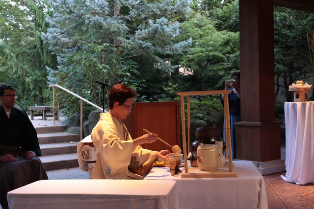 Moon Viewing Tea Ceremony & Ikebana Exhibition
