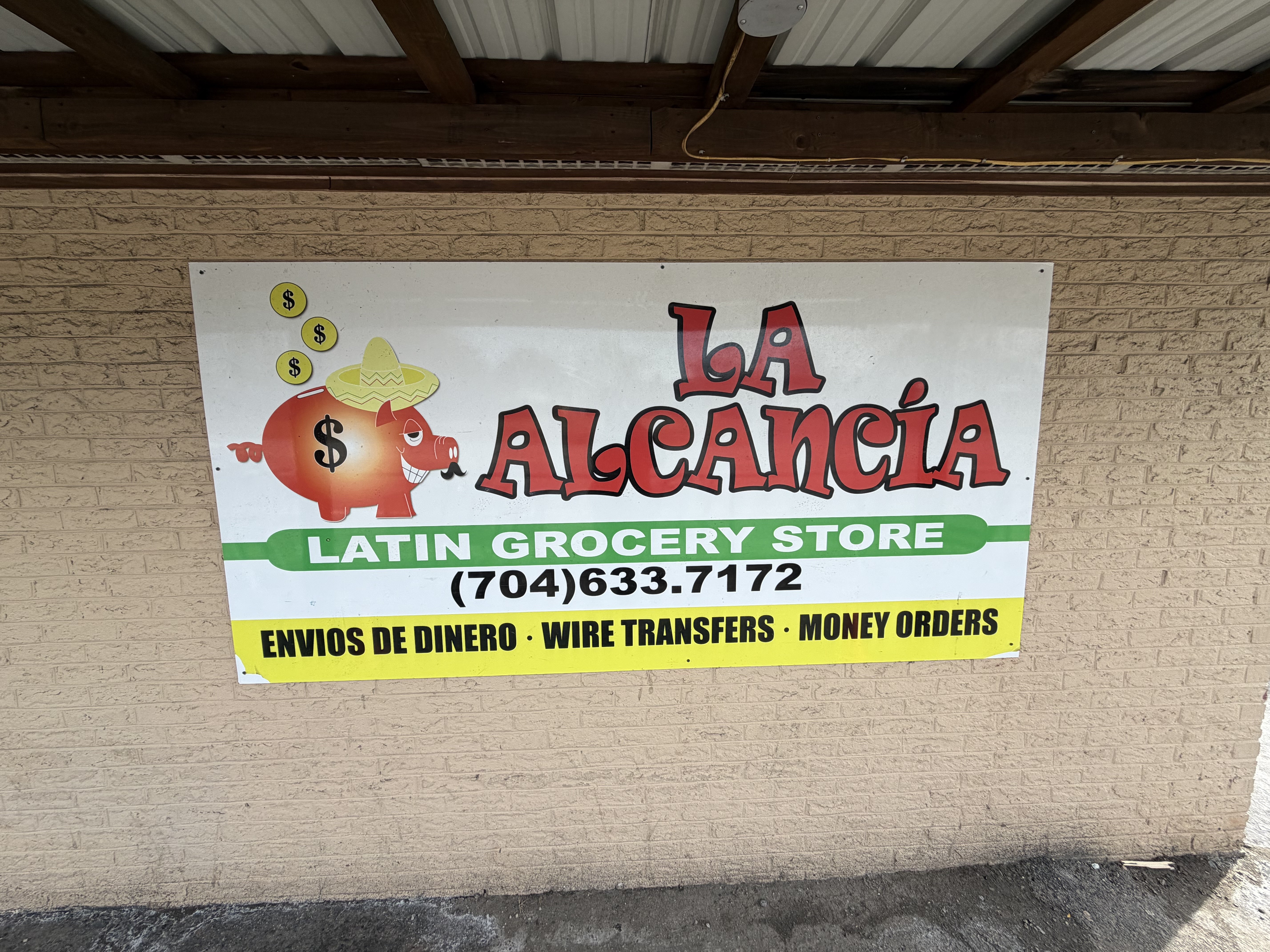 La Alcancia Supermercado Hispano