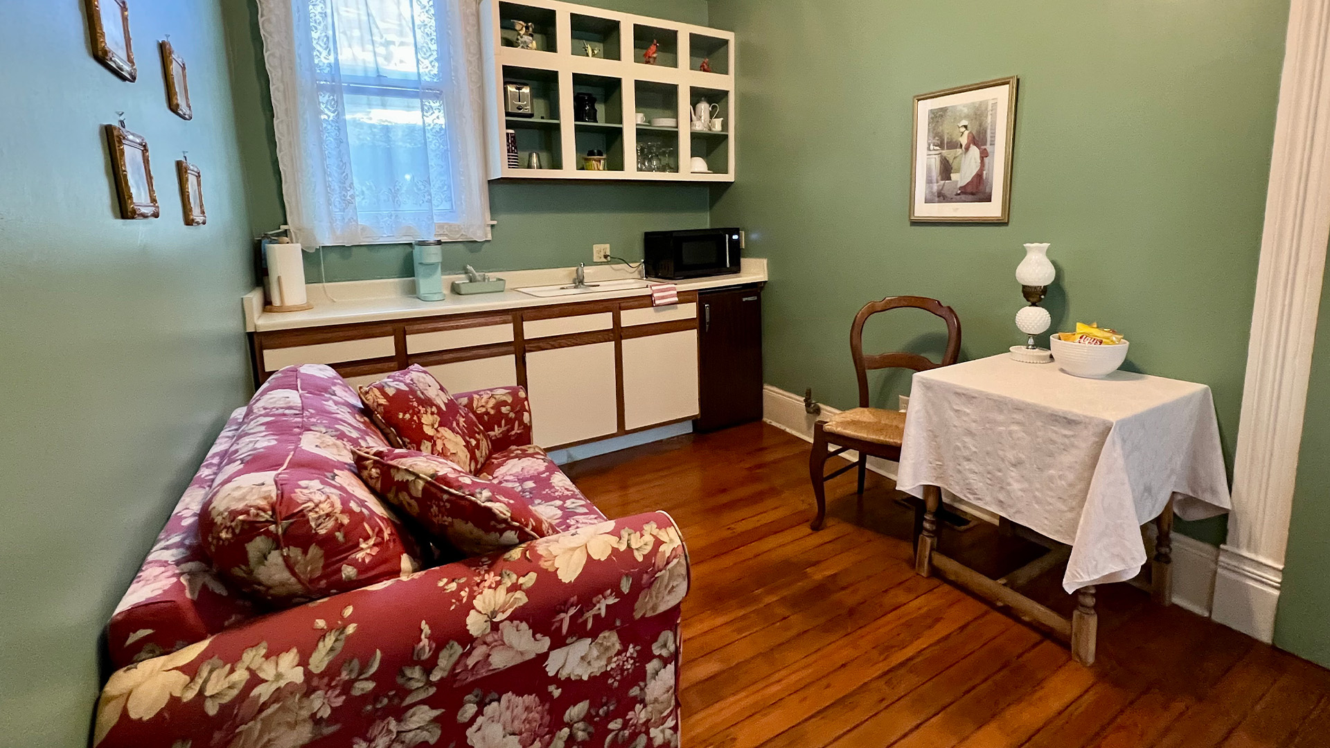 Brackenridge Bed & Breakfast