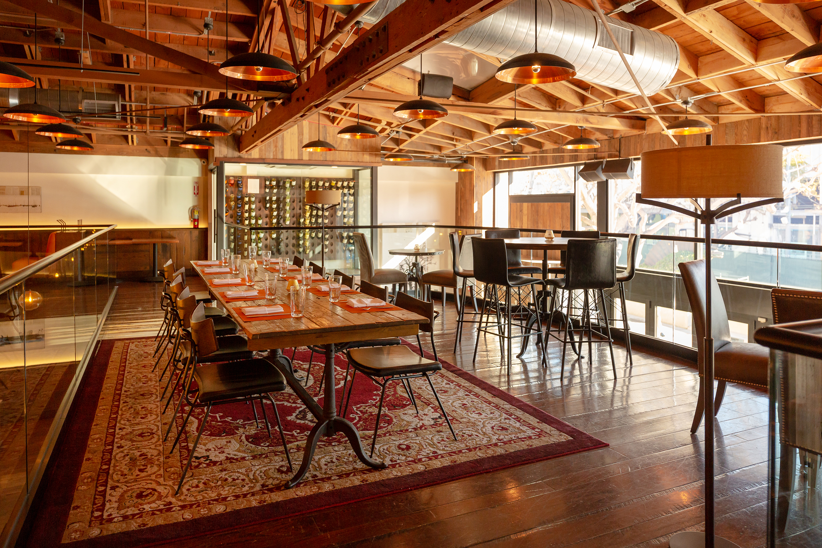 バルコニー（プライベートなお食事やイベントにご利用いただけます）