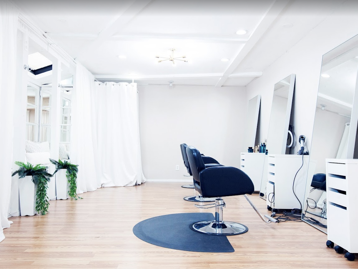 サロン・インテリア