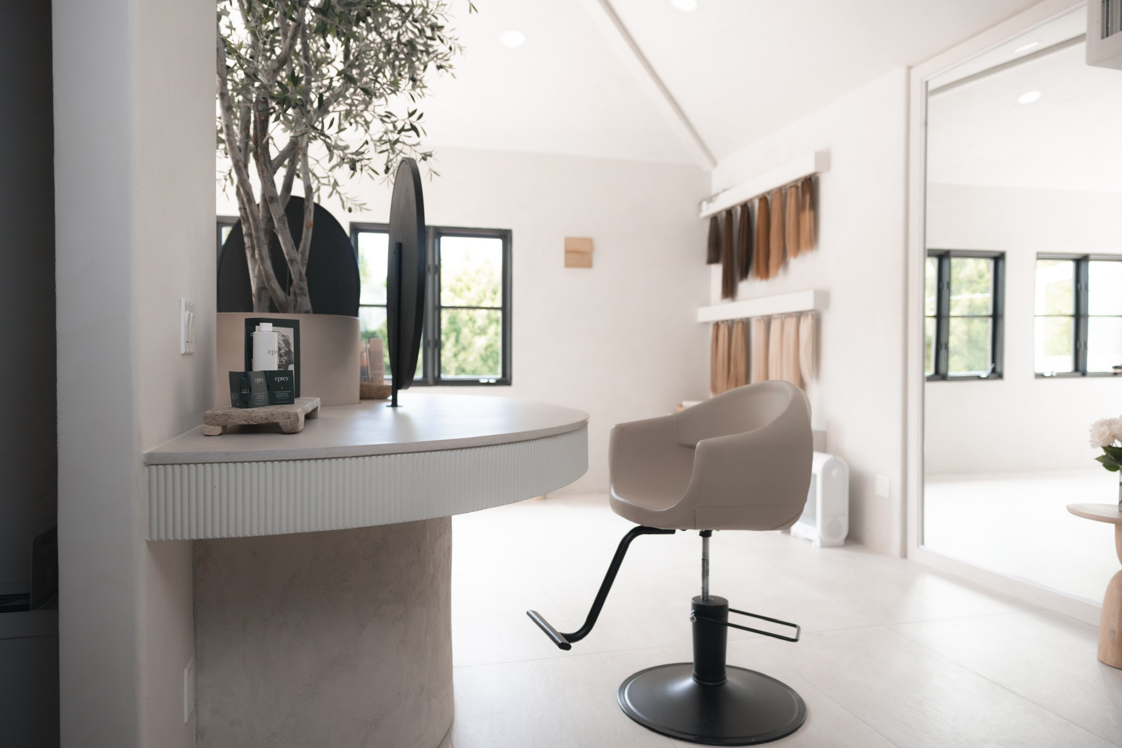 ブルディ・ジェイ・サロン