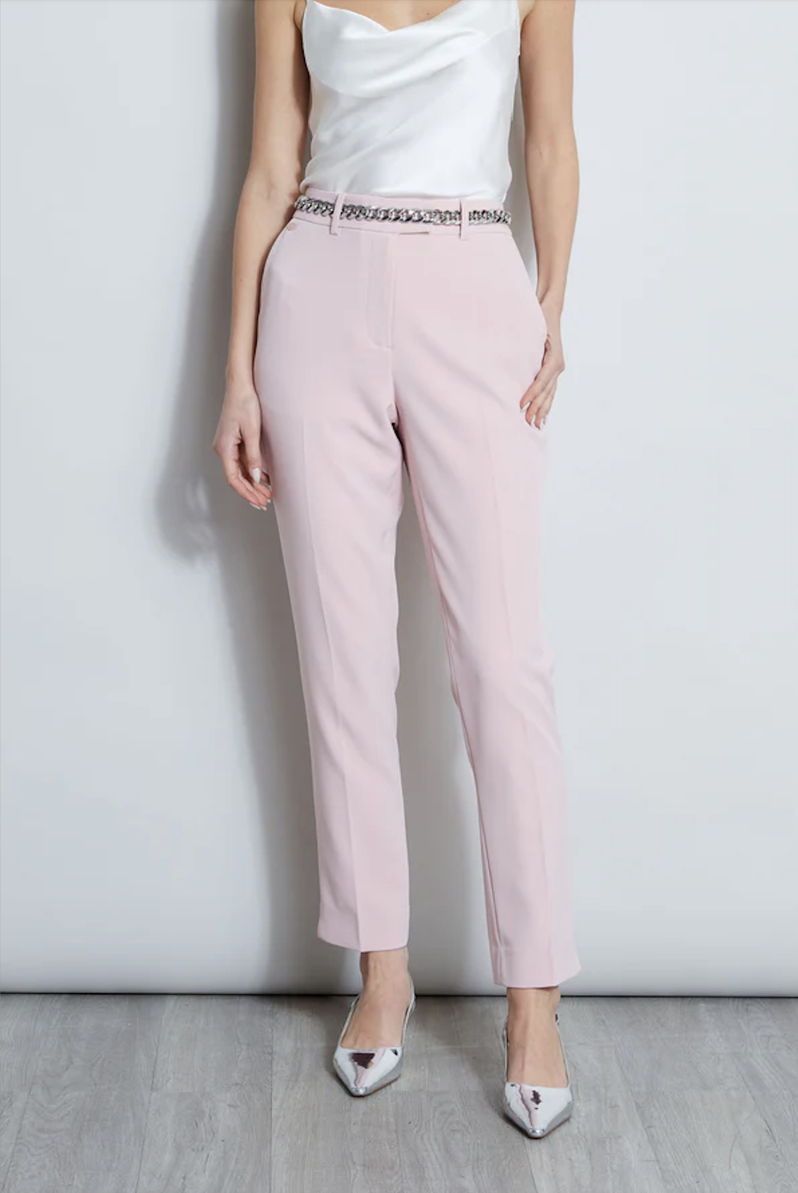 エリー・タハリのパンツ