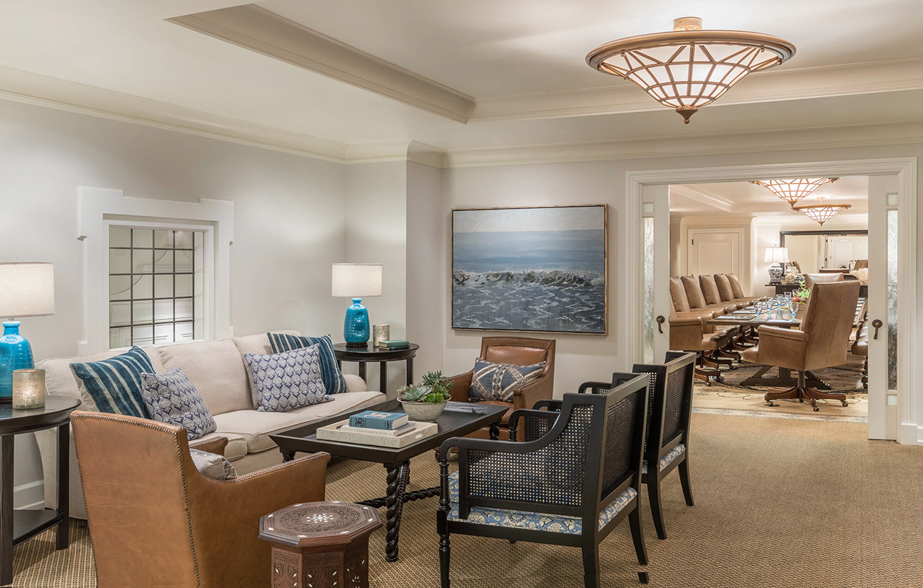 قاعة اجتماعات مجلس الإدارة