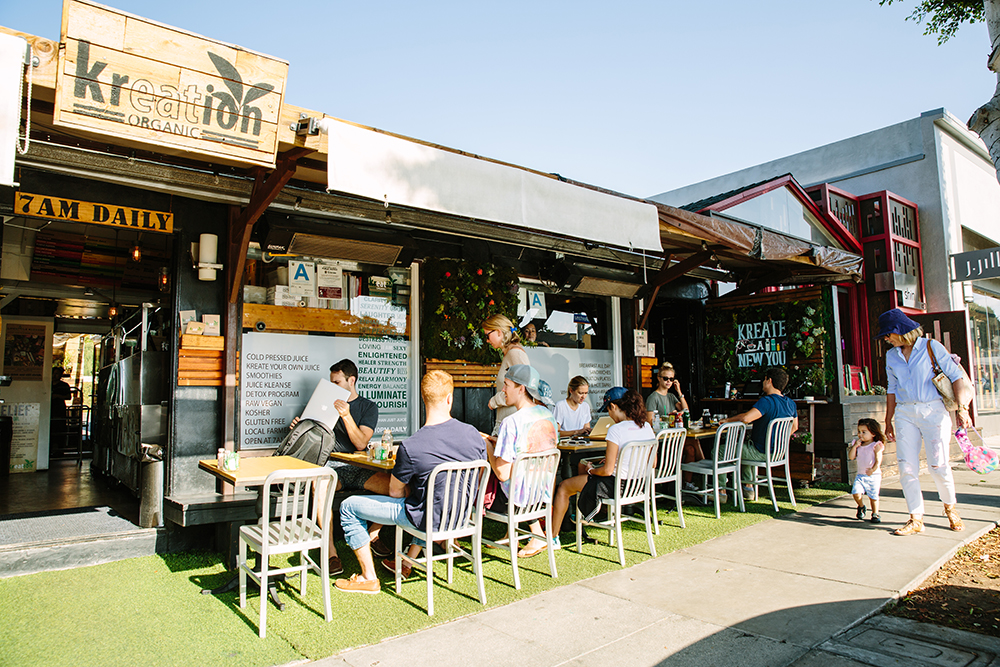 Kreation Kafe Außengastronomie Front