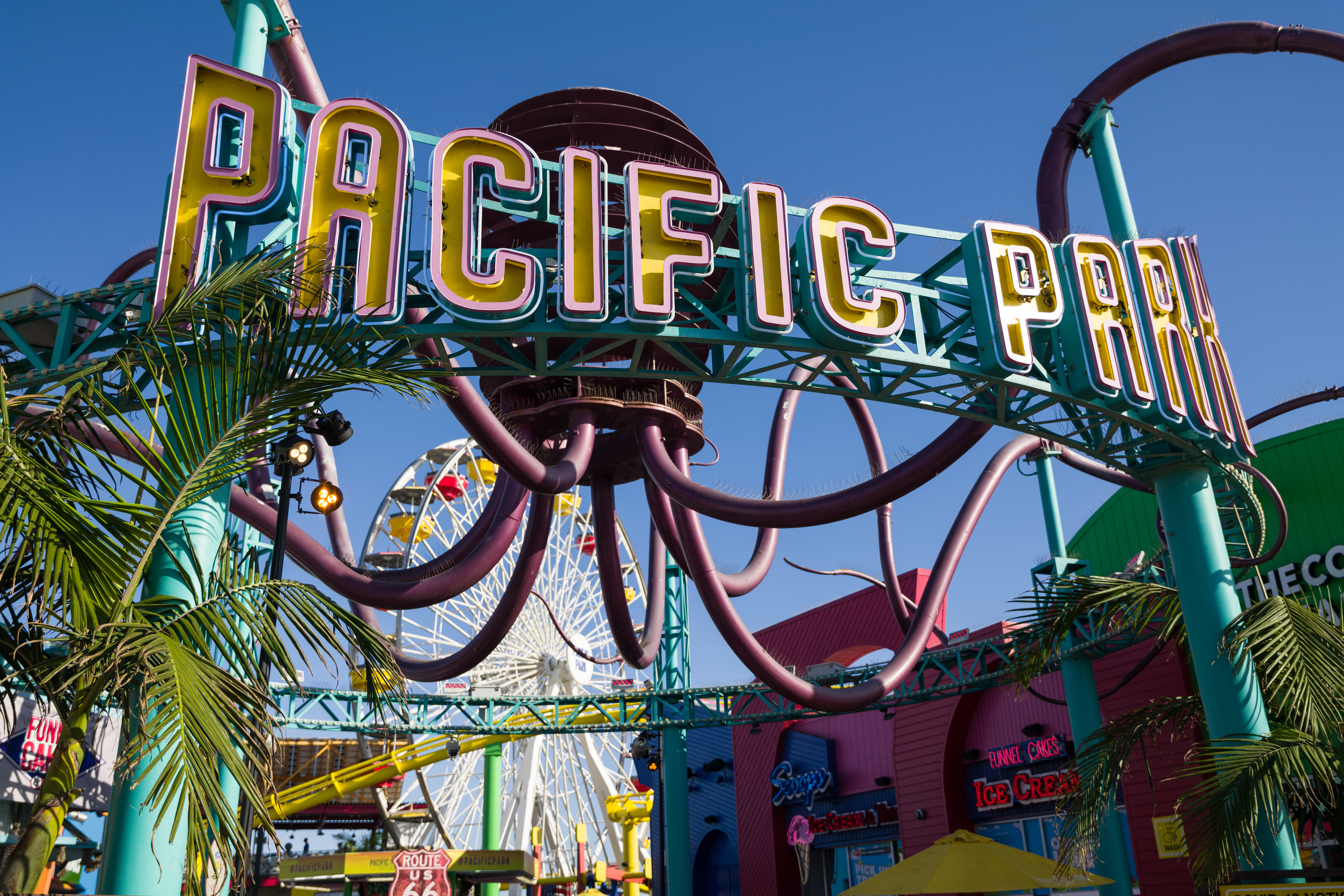 Pacific Park Sign