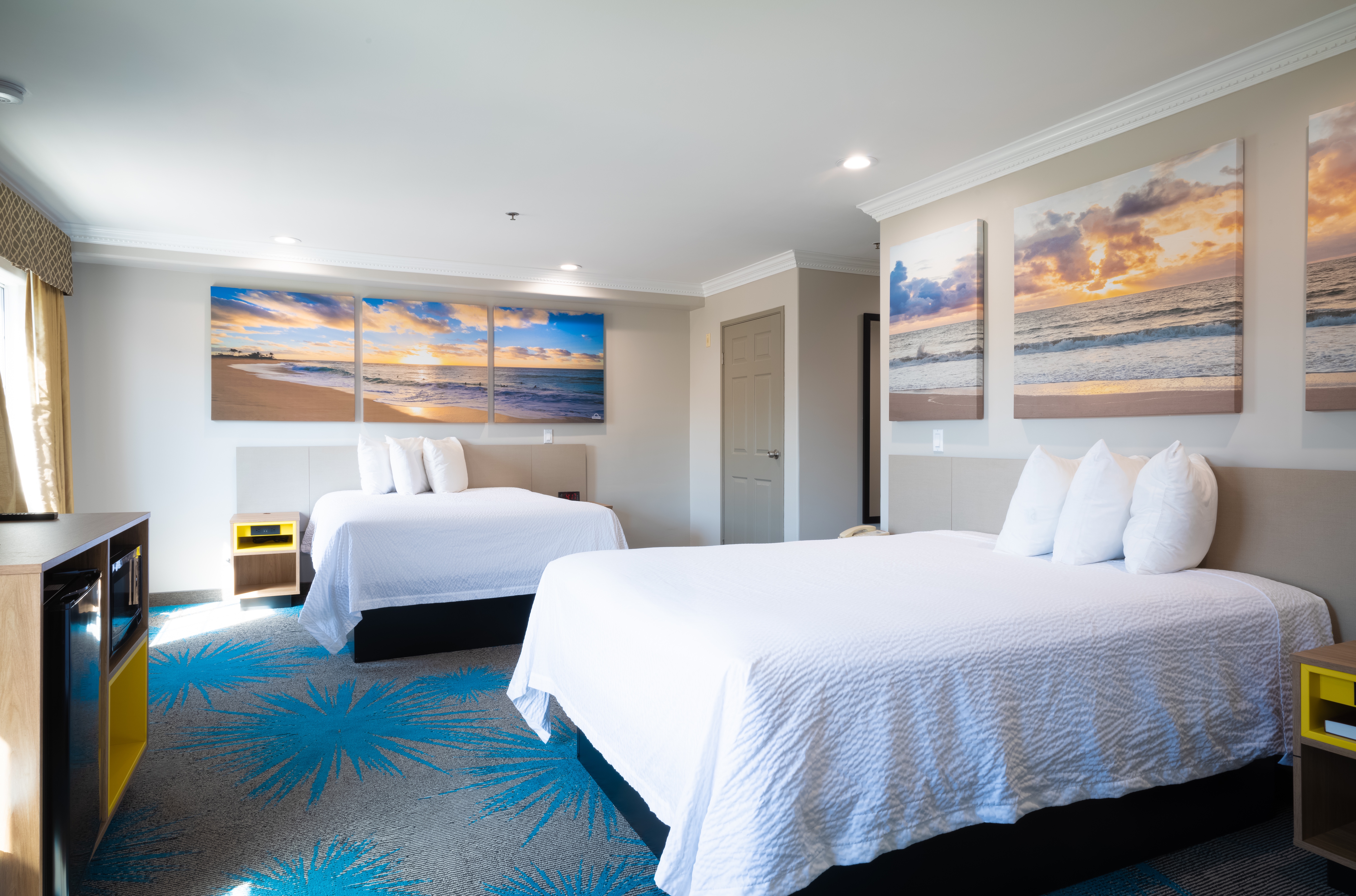 Habitación doble Deluxe con dos camas queen sin balcón