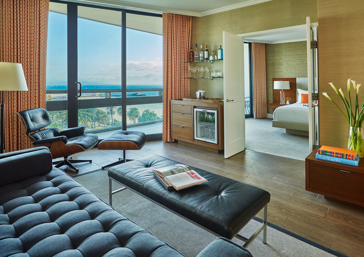 Ocean Tower Suite