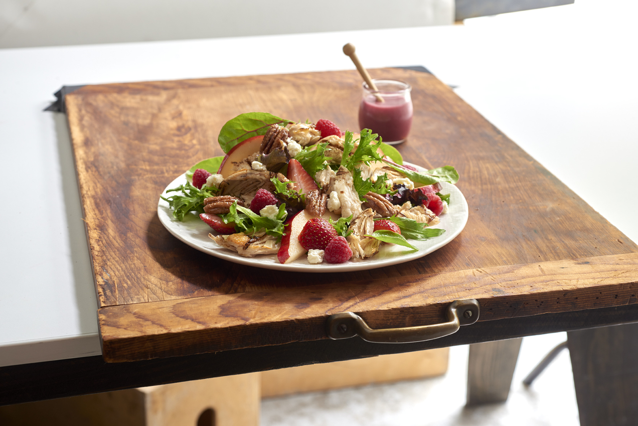 Pera e frutas vermelhas