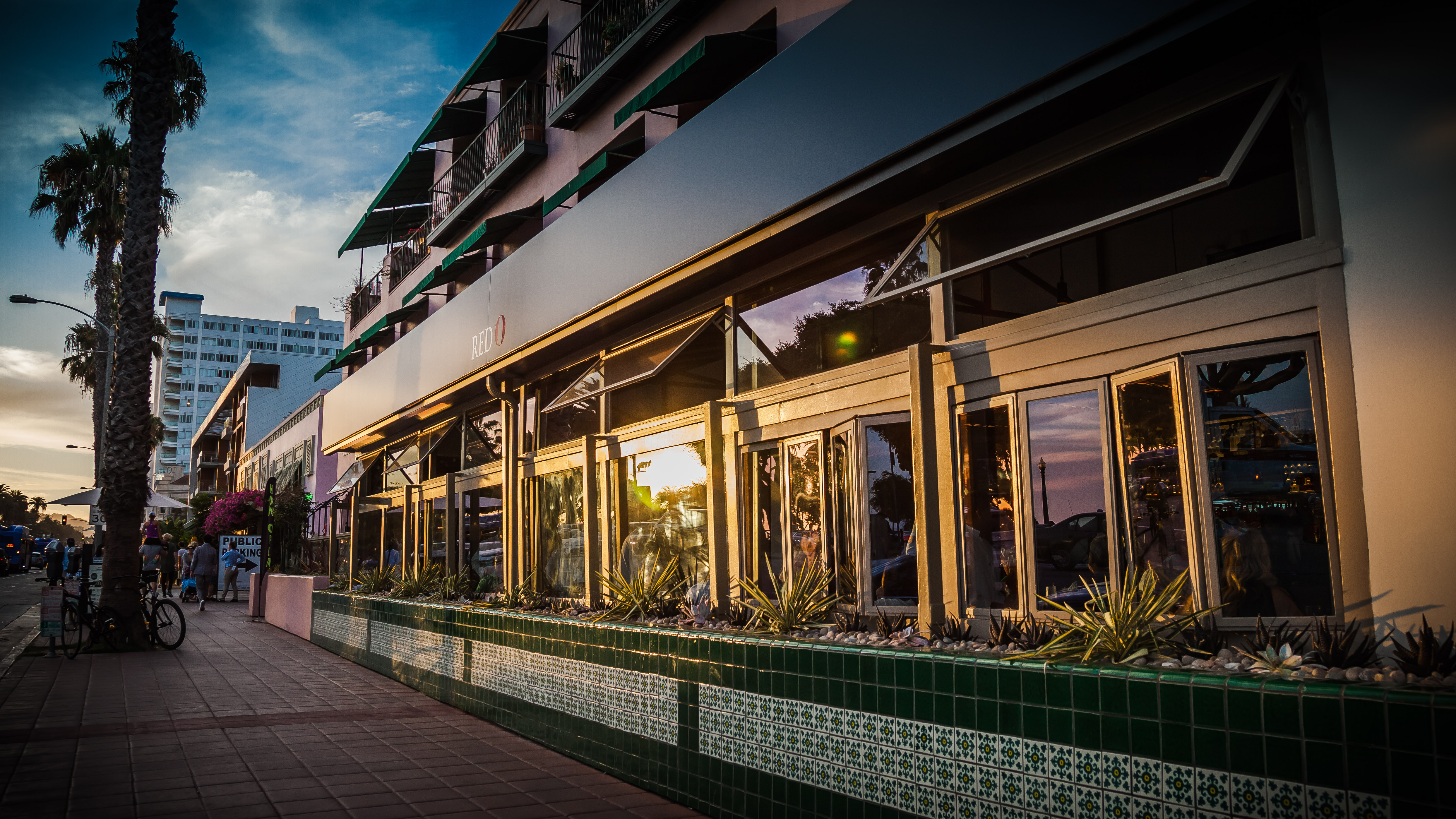 Restaurant Exterior, Ocean Avenue
