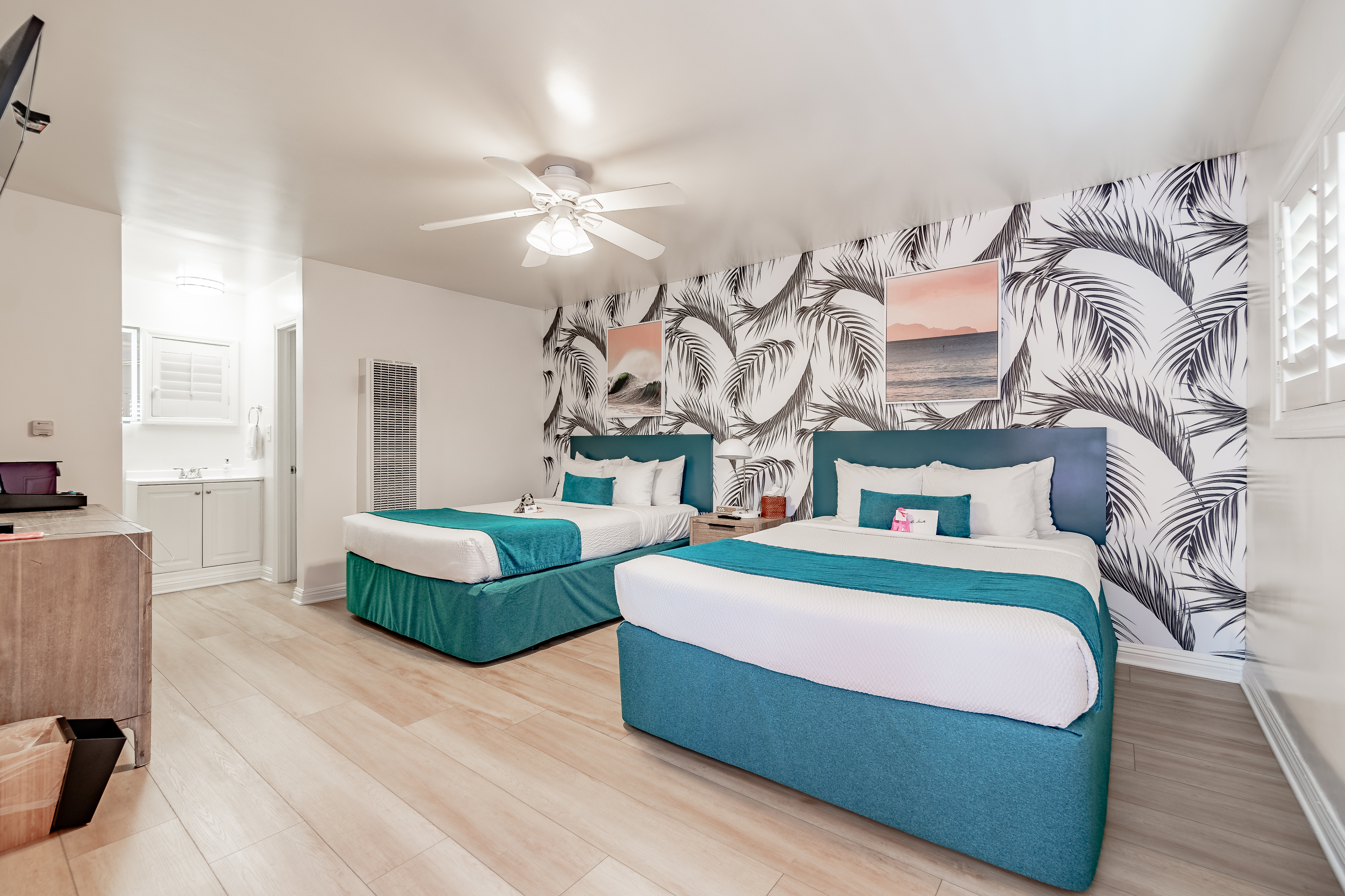 圣莫尼卡酒店双人床