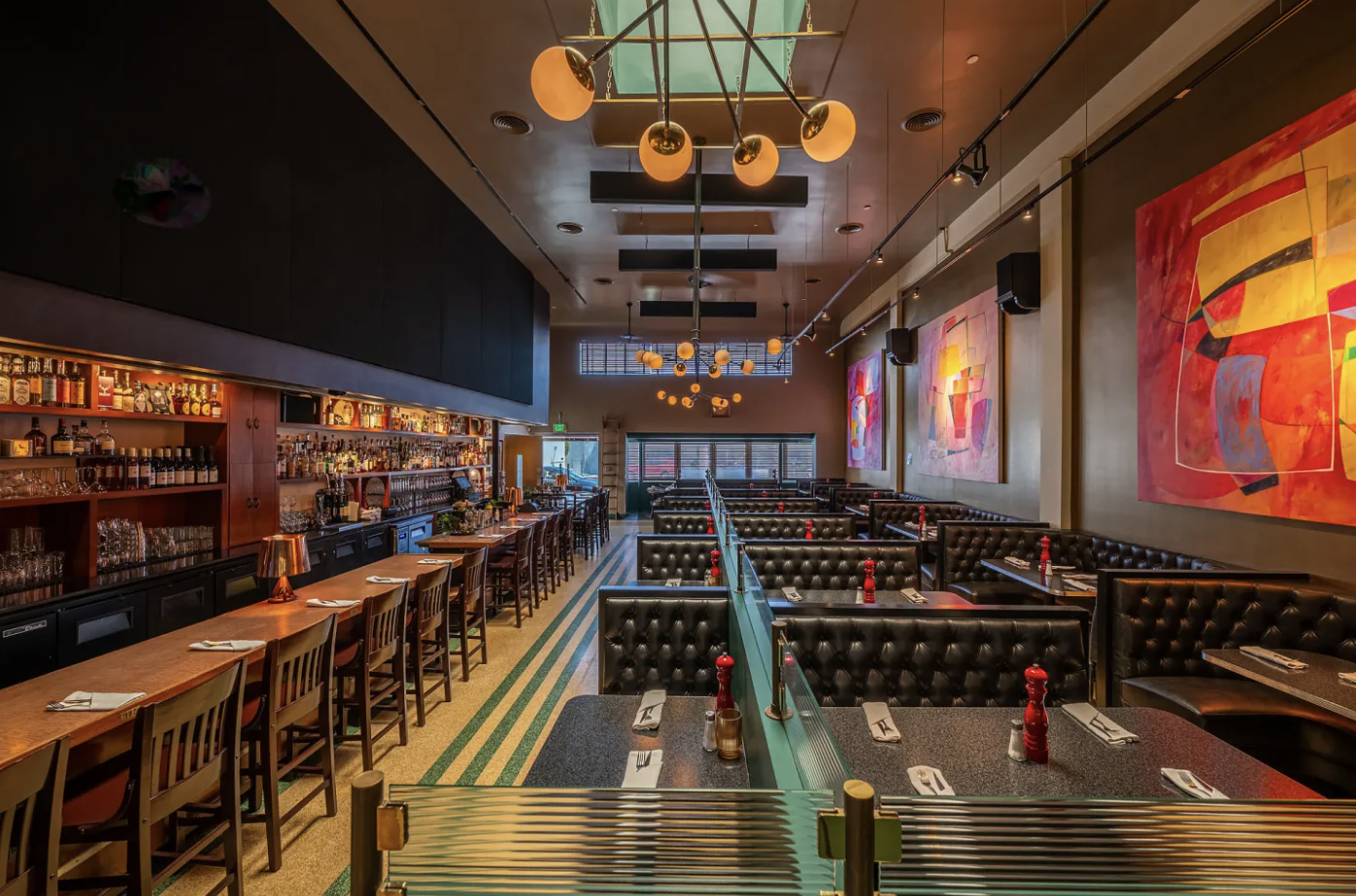 الطابق العلوي