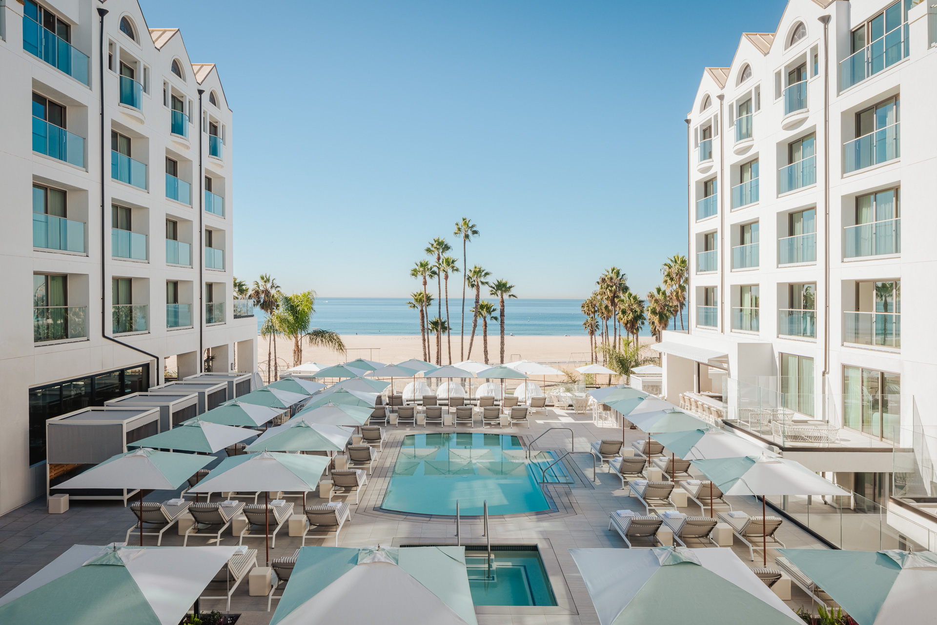 Regent Santa Monica Strand