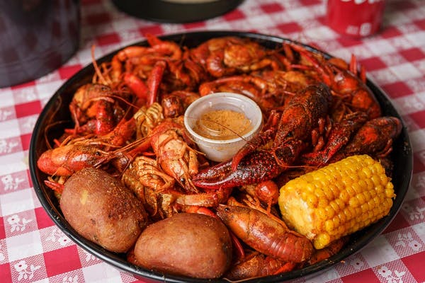 Lil Animals Crawfish, Seafood & More!