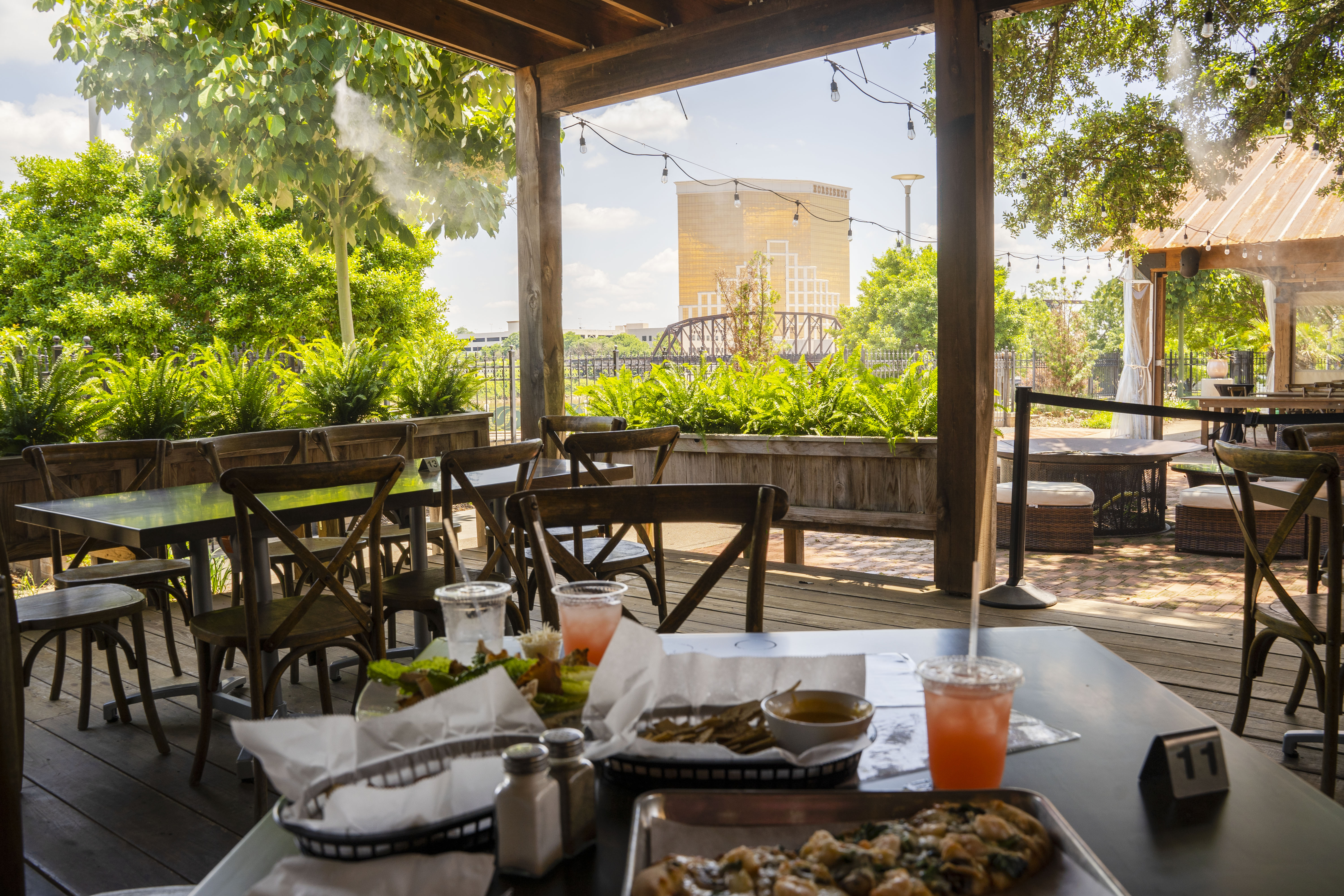 Riverwalk Cafe & Event Venue at Shreveport Aquarium