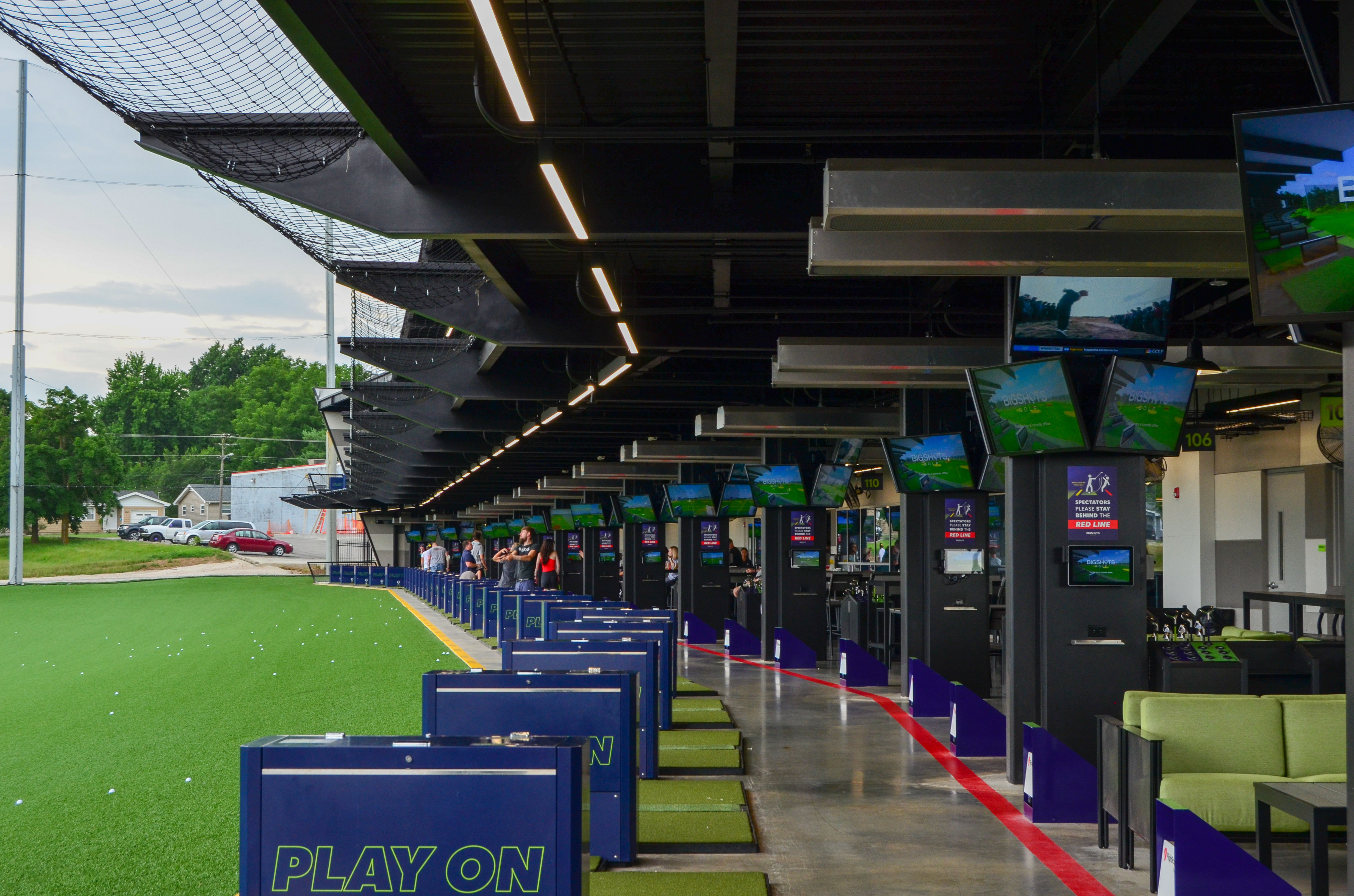 Top Golf or BigShots - Which is BETTER 