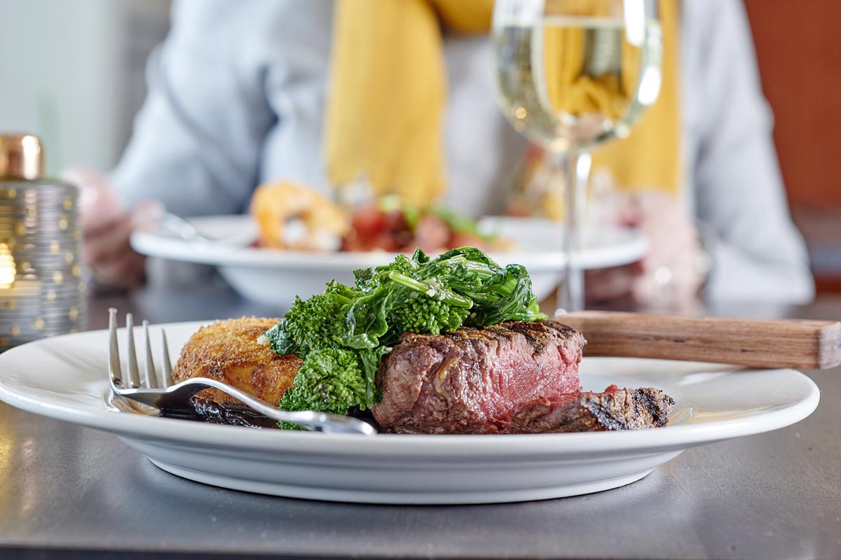 St. Moritz Grill & Bar