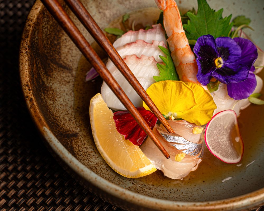 Ponzu Japanese Sushi Bar | Santa Ana, CA