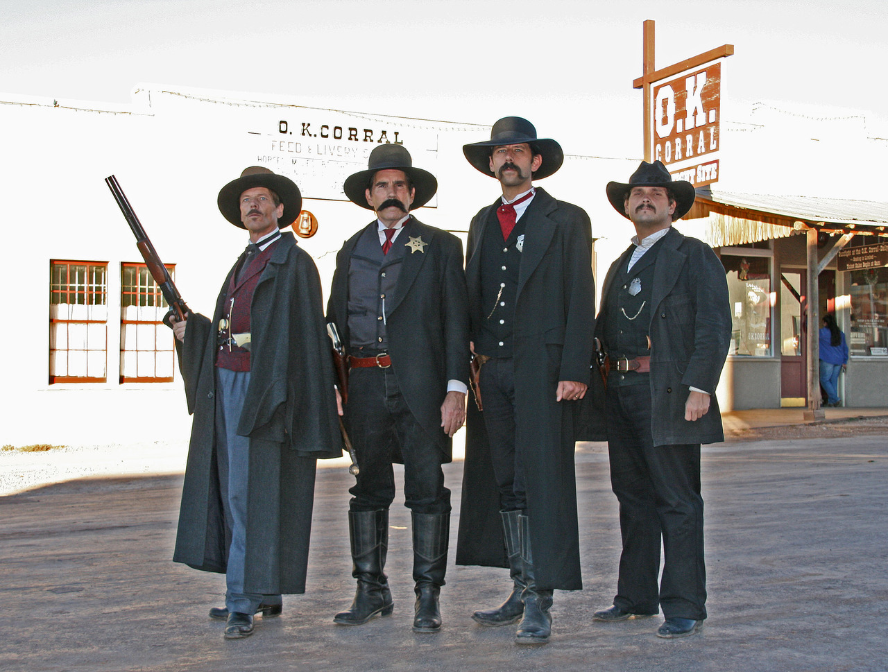 Rasso Bourgogne 2023 - Page 13 Steve-s-Gunfighters-OK-PR-P-Corral-Front-12-4-07-office-construction-167_2f0fbbfa-5056-a36a-0a385d45be316baf