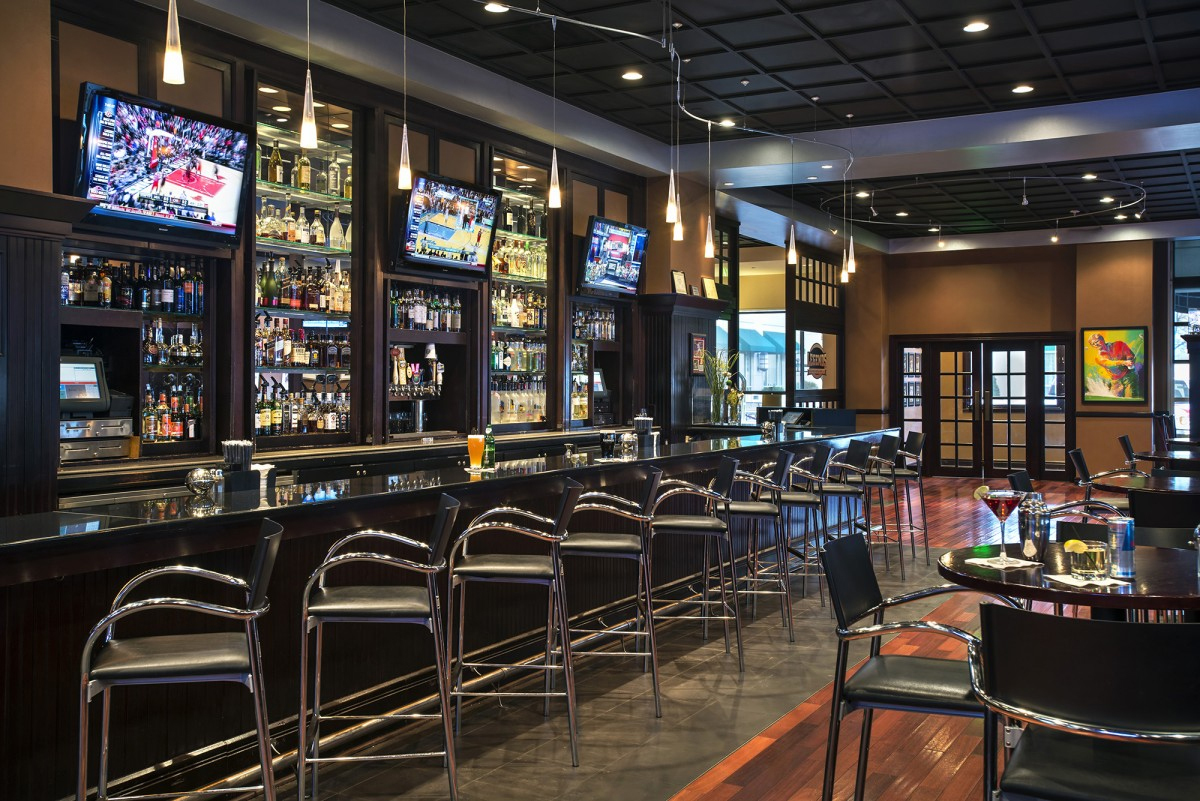 Legend's Sports Bar and Grill