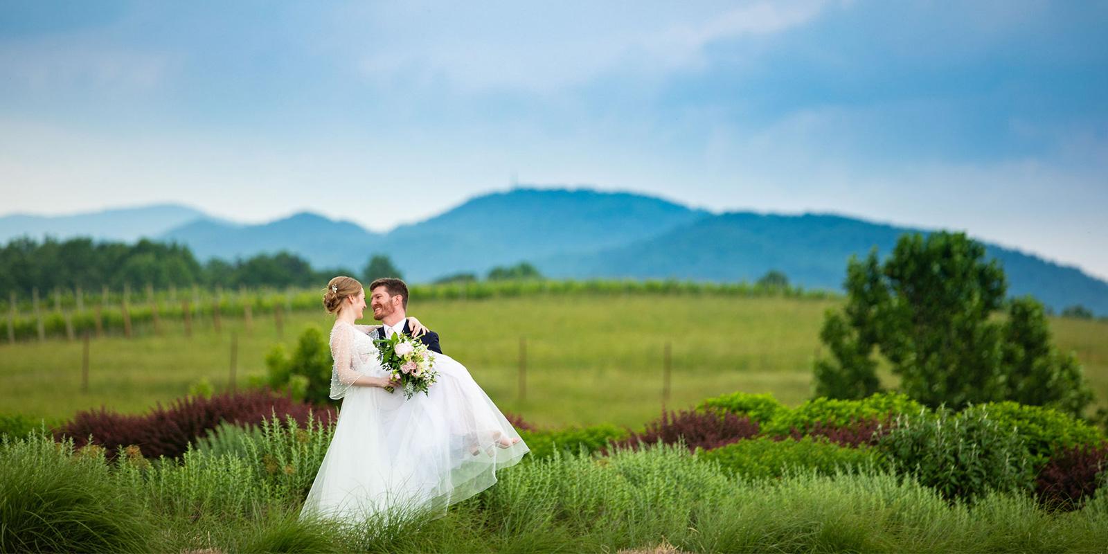 Early Mountain Vineyards, Virginia Wedding